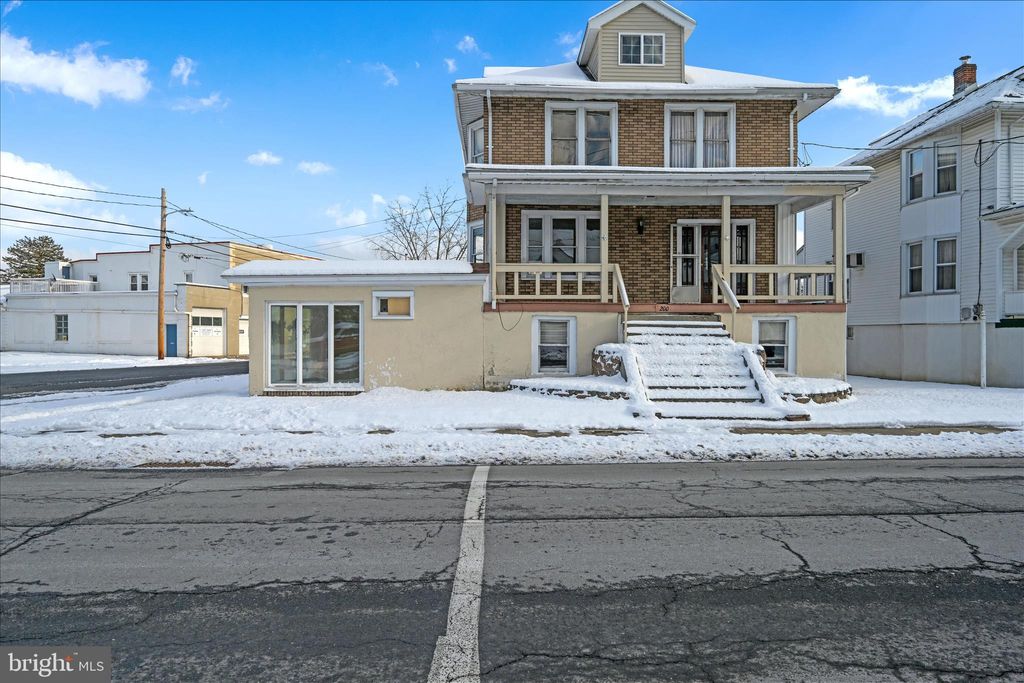 Photo of 200 W Main Street, SCHUYLKILL HAVEN, PA 17972 (MLS # PASK2025224)