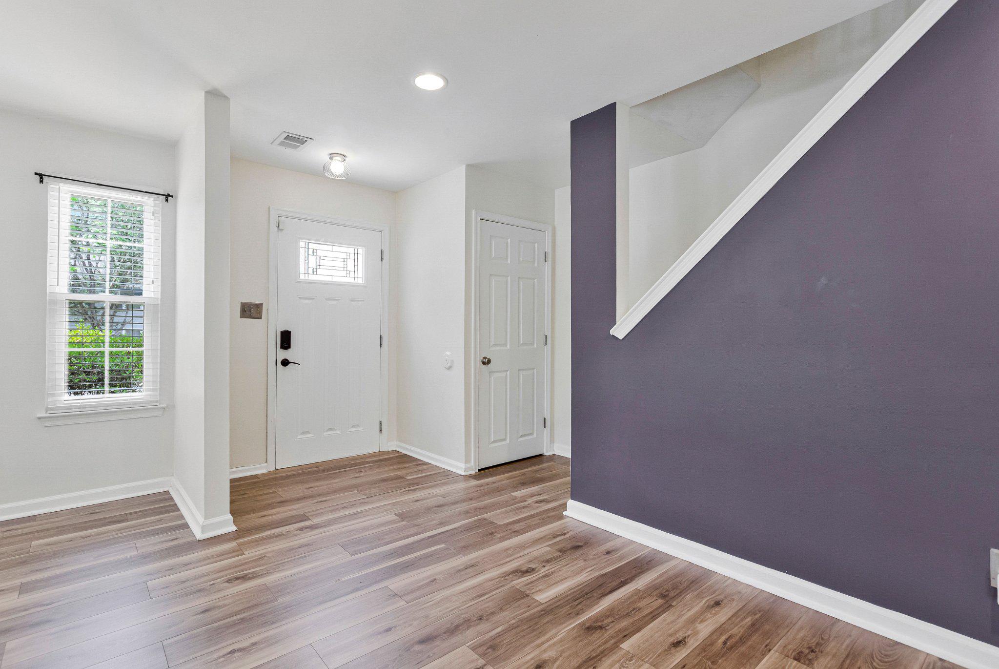 3001 N DALE