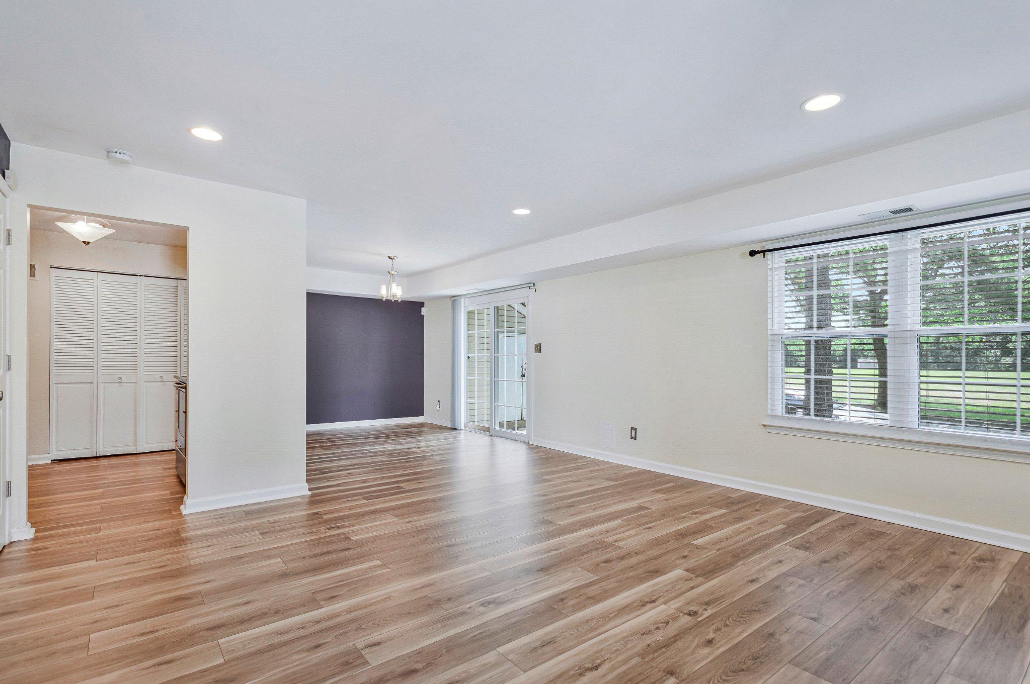3001 N DALE