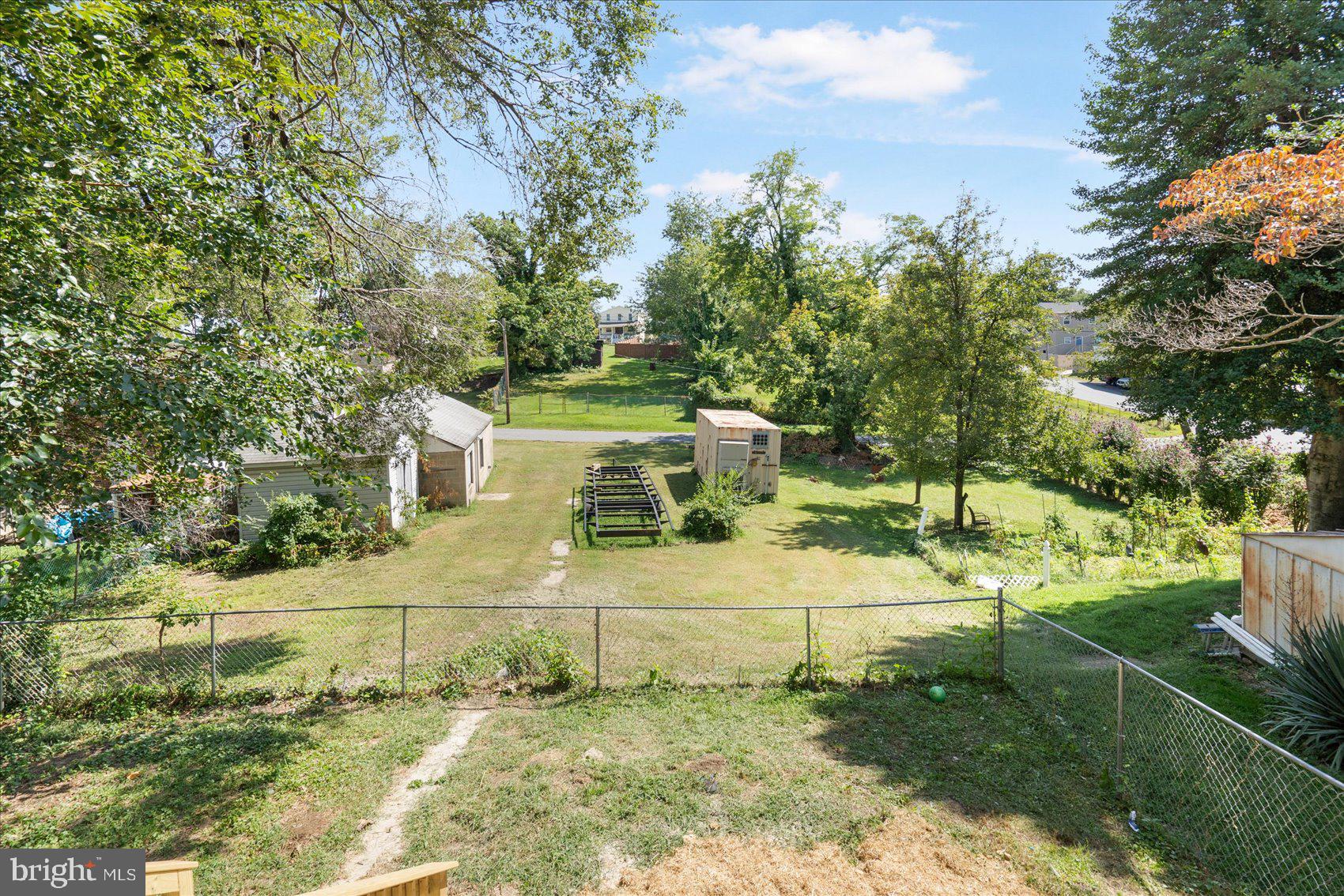 EAST VIEW - Residential