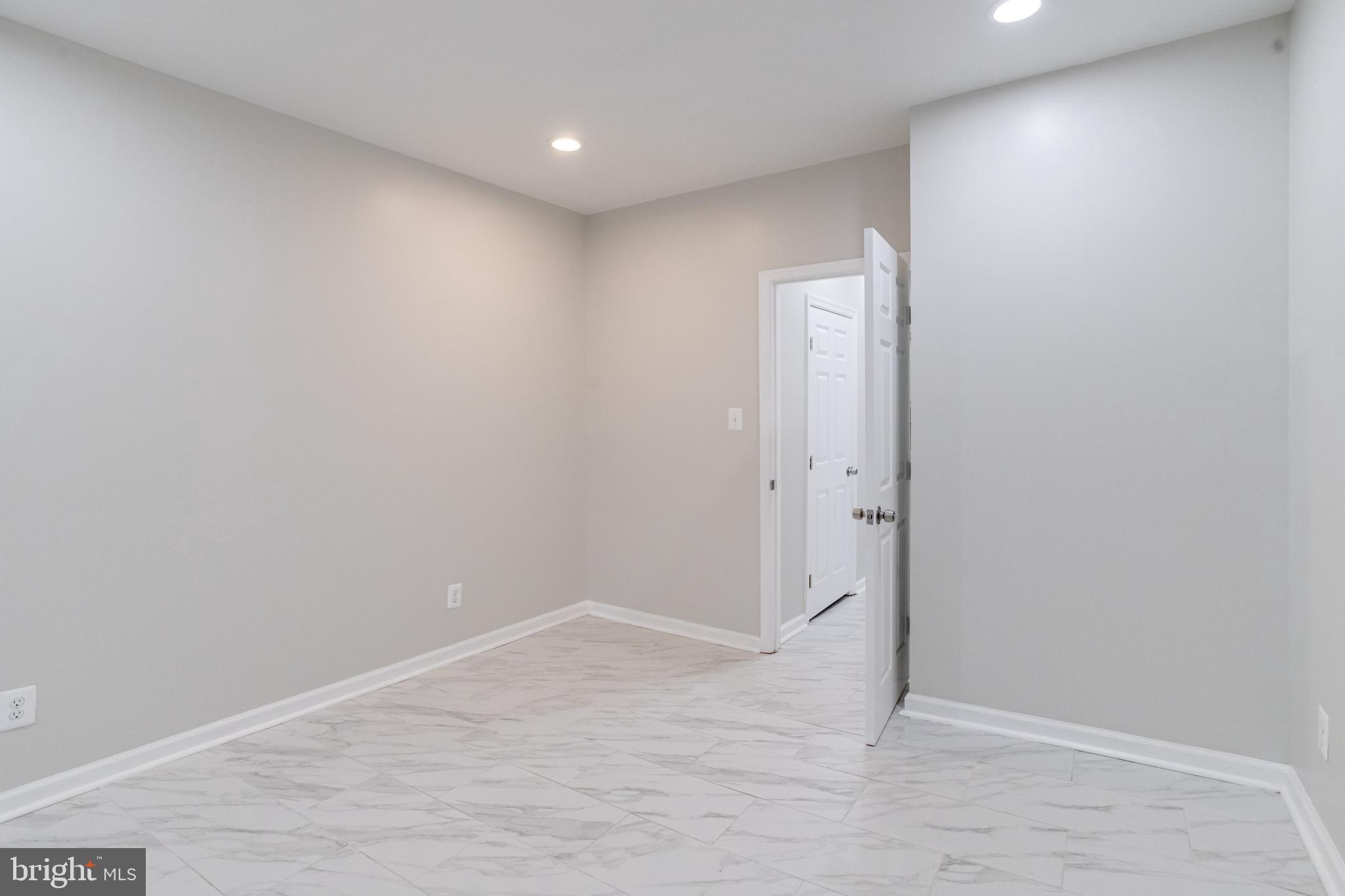 BELAIR-EDISON - Residential