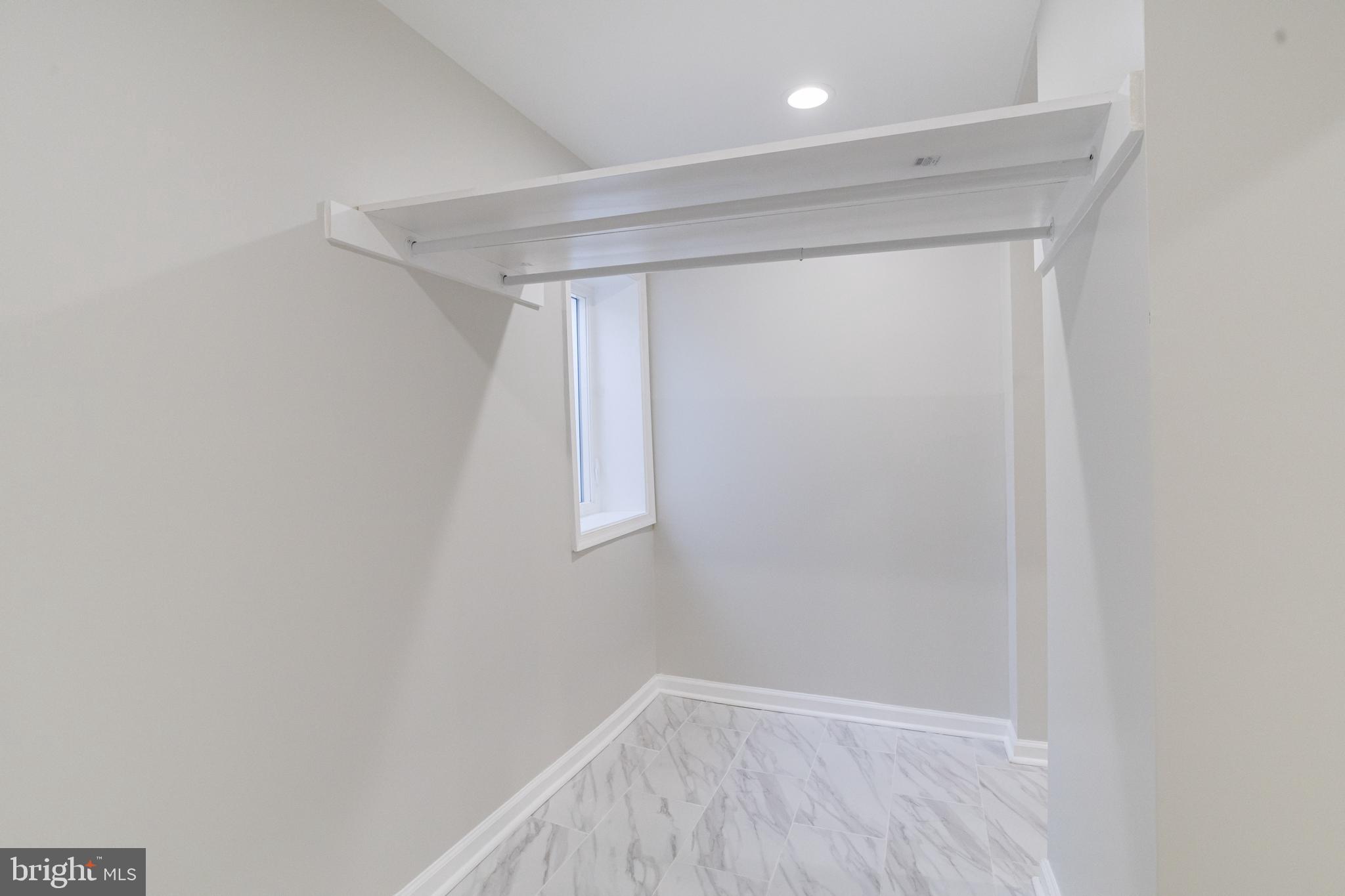 BELAIR-EDISON - Residential