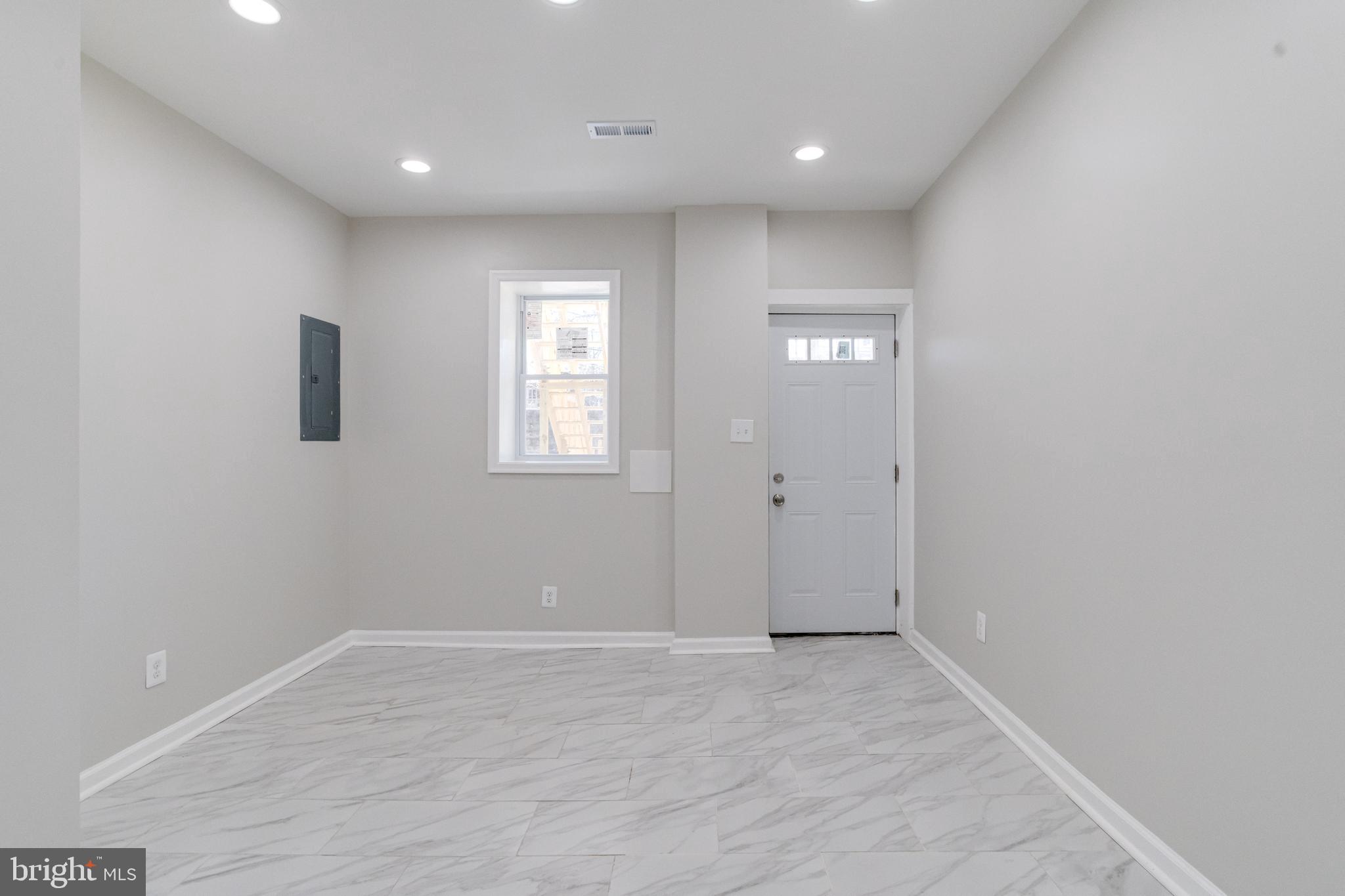 BELAIR-EDISON - Residential