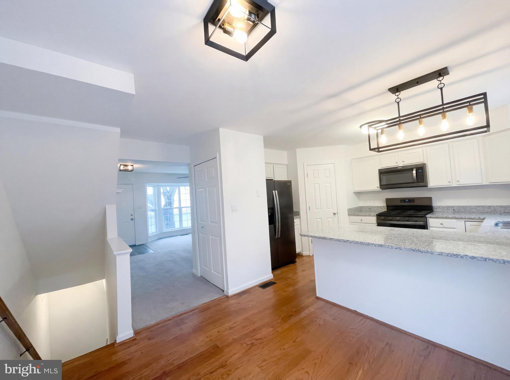 BELMONT STATION - Residential