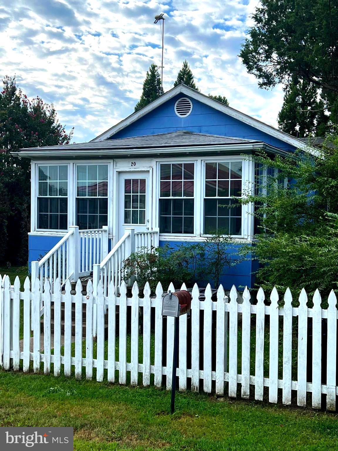 CLASSIC SHORES - Residential