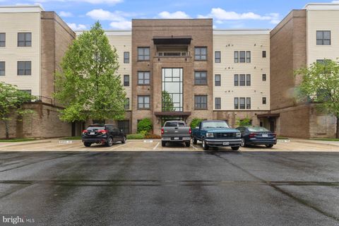 8435 PEACE LILY COURT 314 LORTON VA 22079