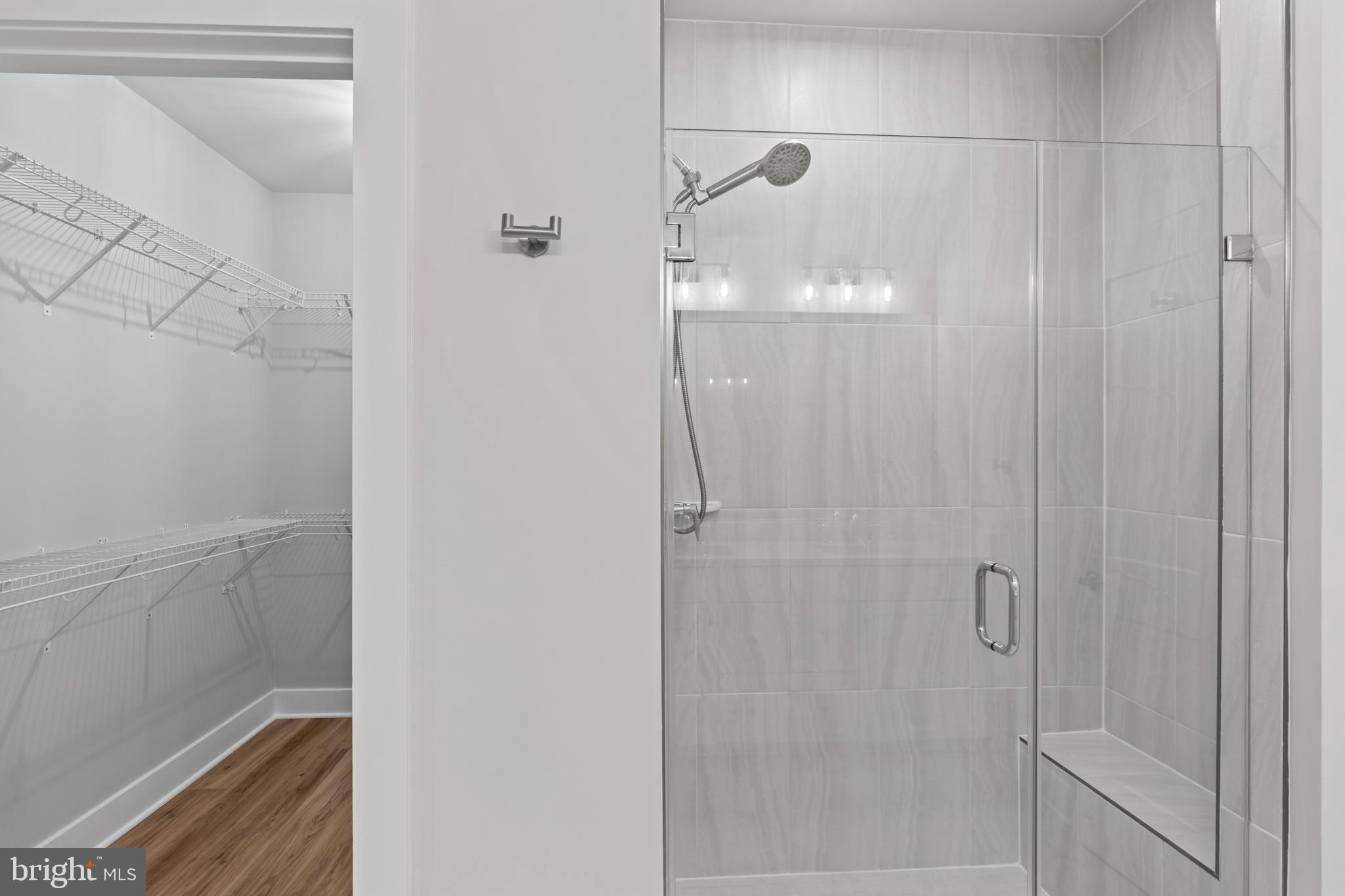 TALL OAKS - Residential Lease