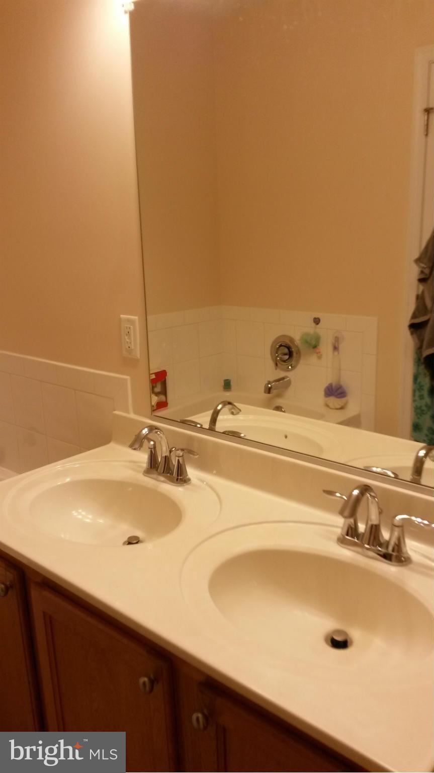 MARLTON TOWN CENTER - Residential Lease