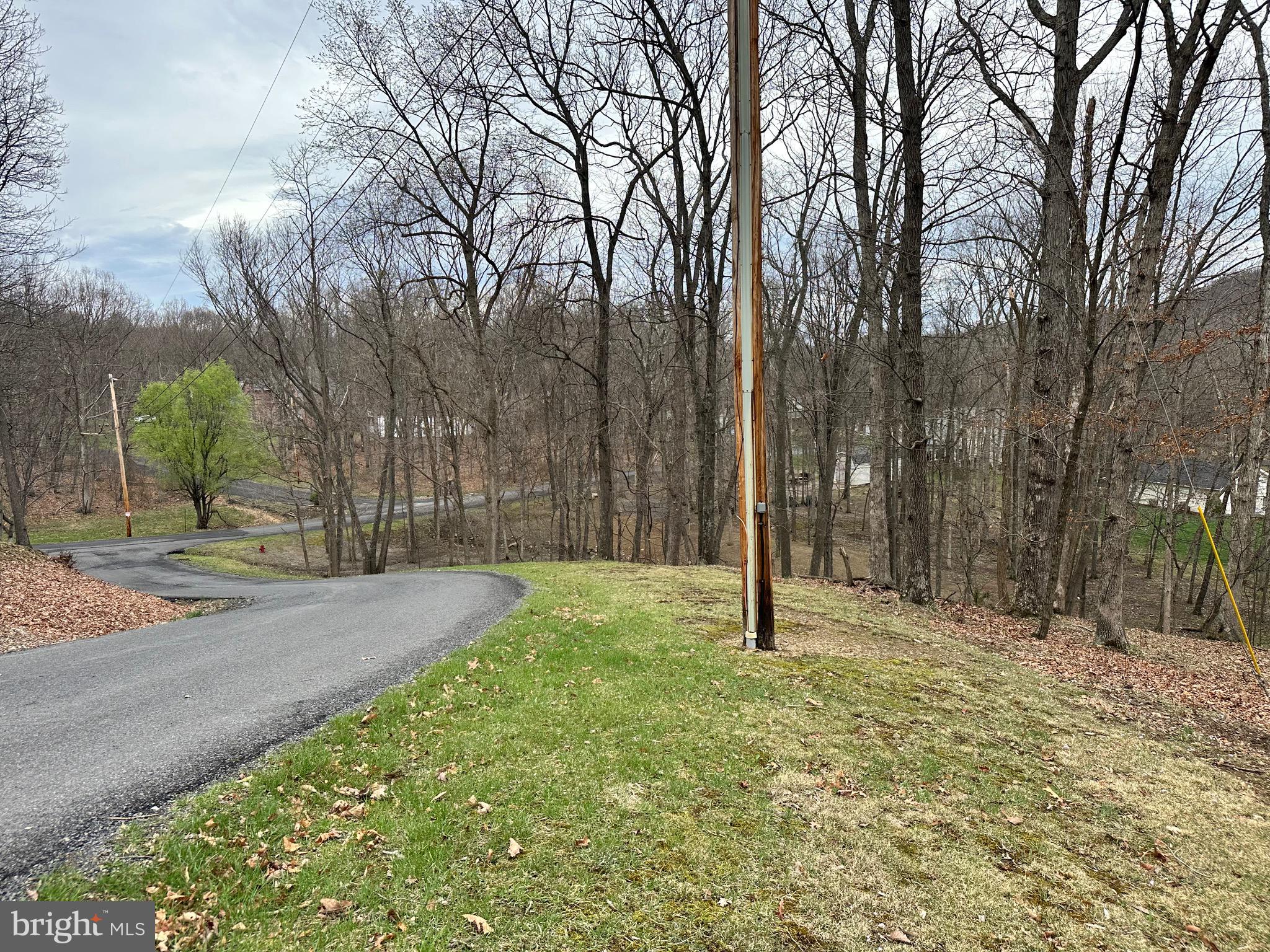 TIMBERLAKE ESTATES - Land