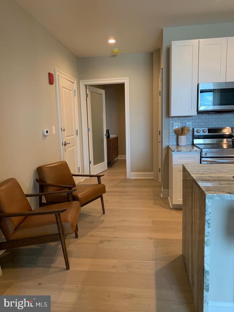 LOGAN SQUARE - Residential Lease