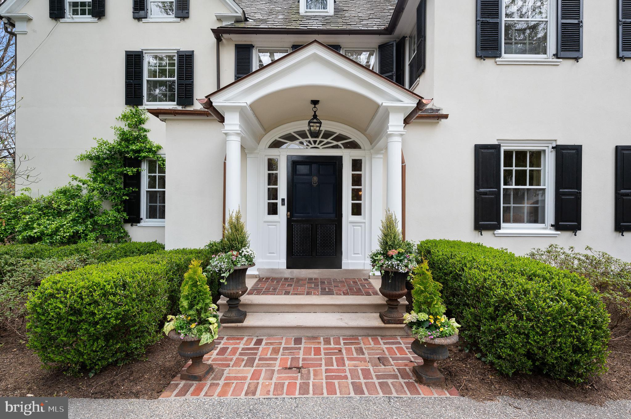 1814- 1820 OLD GULPH ROAD