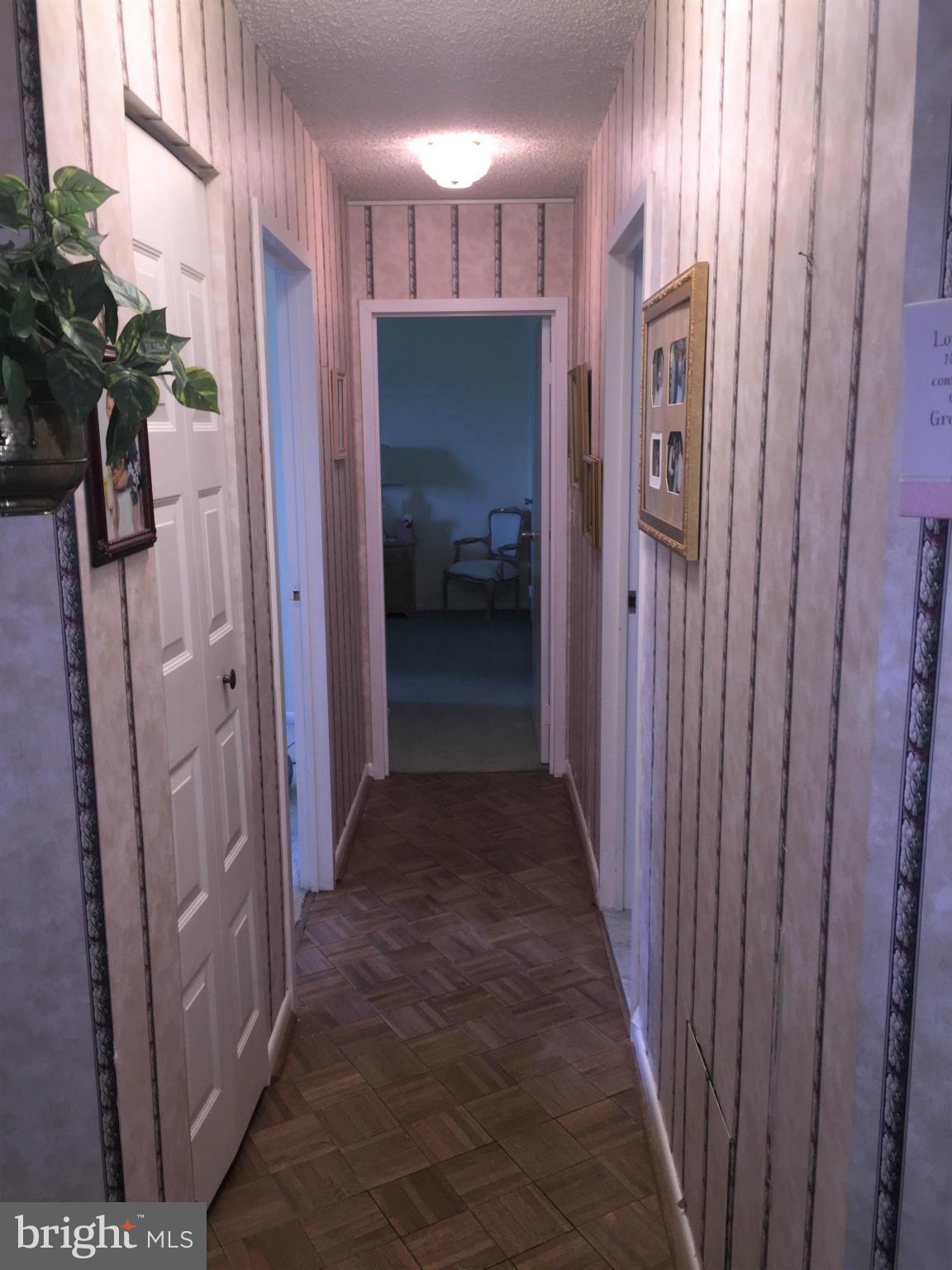 RIDGELY TOWSON CENTER - Residential