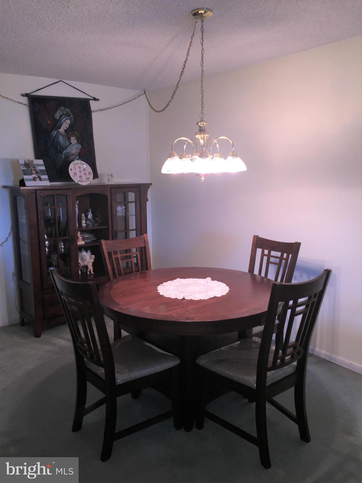 RIDGELY TOWSON CENTER - Residential