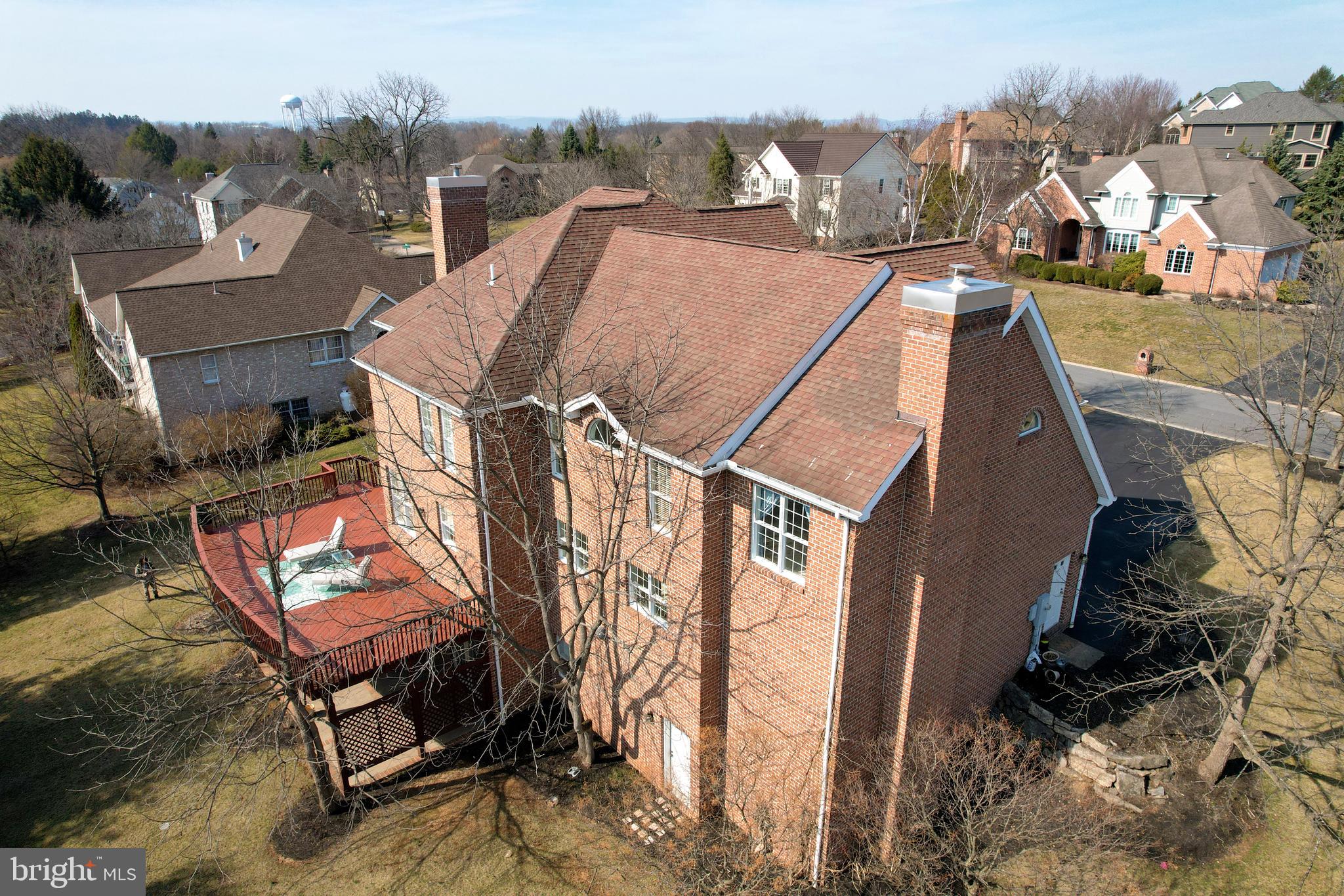 CENTRE HILLS - Residential