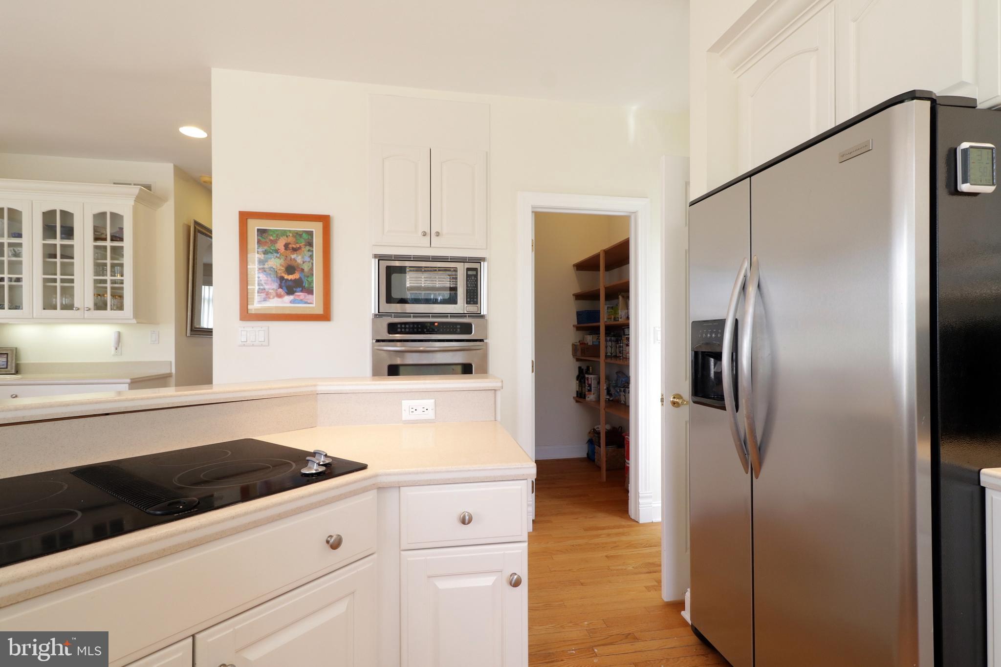 CENTRE HILLS - Residential