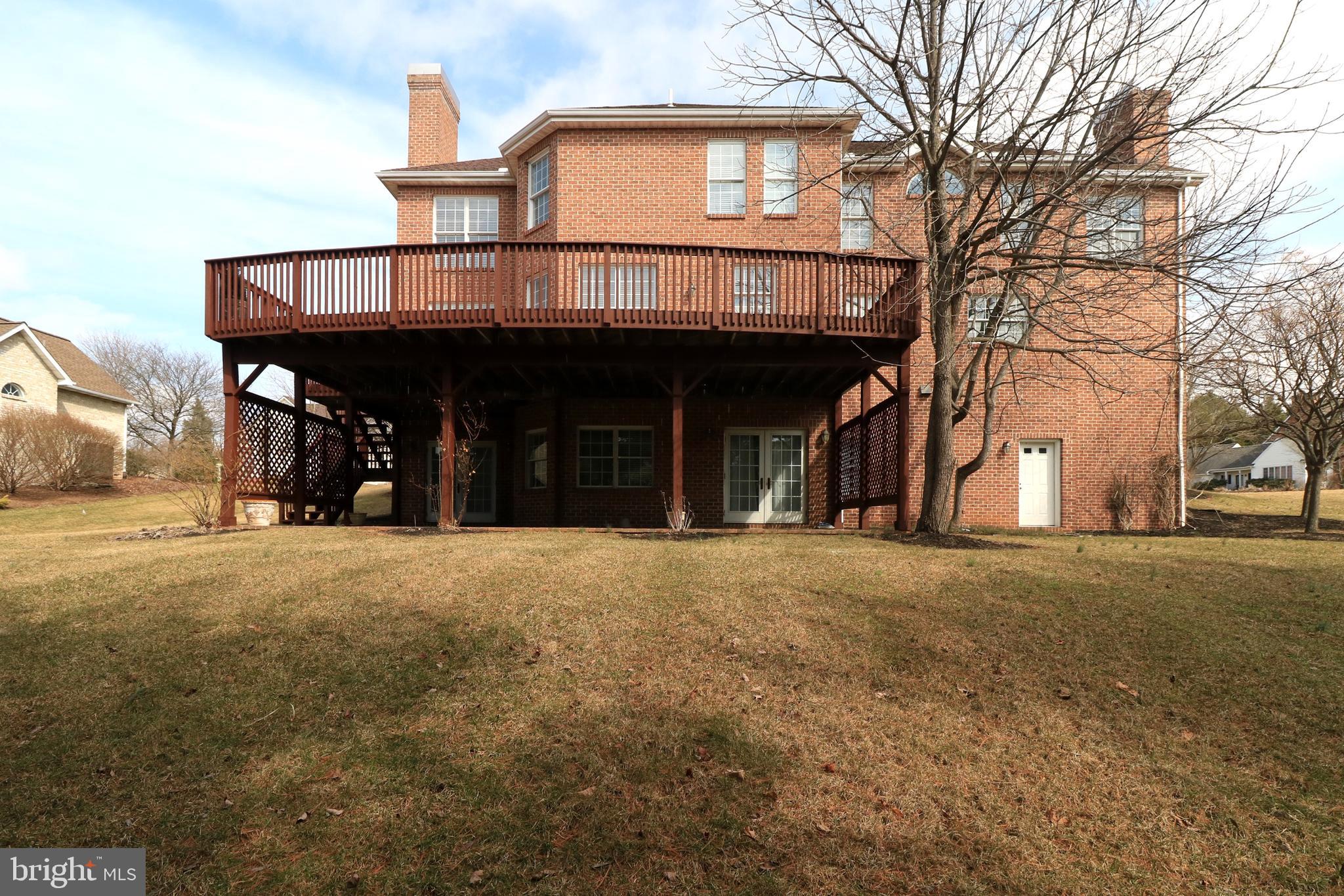 CENTRE HILLS - Residential