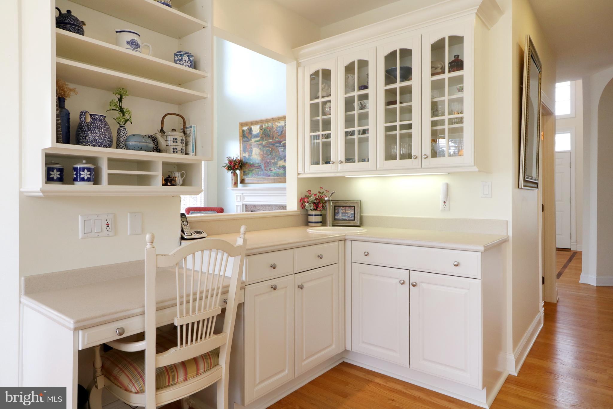 CENTRE HILLS - Residential