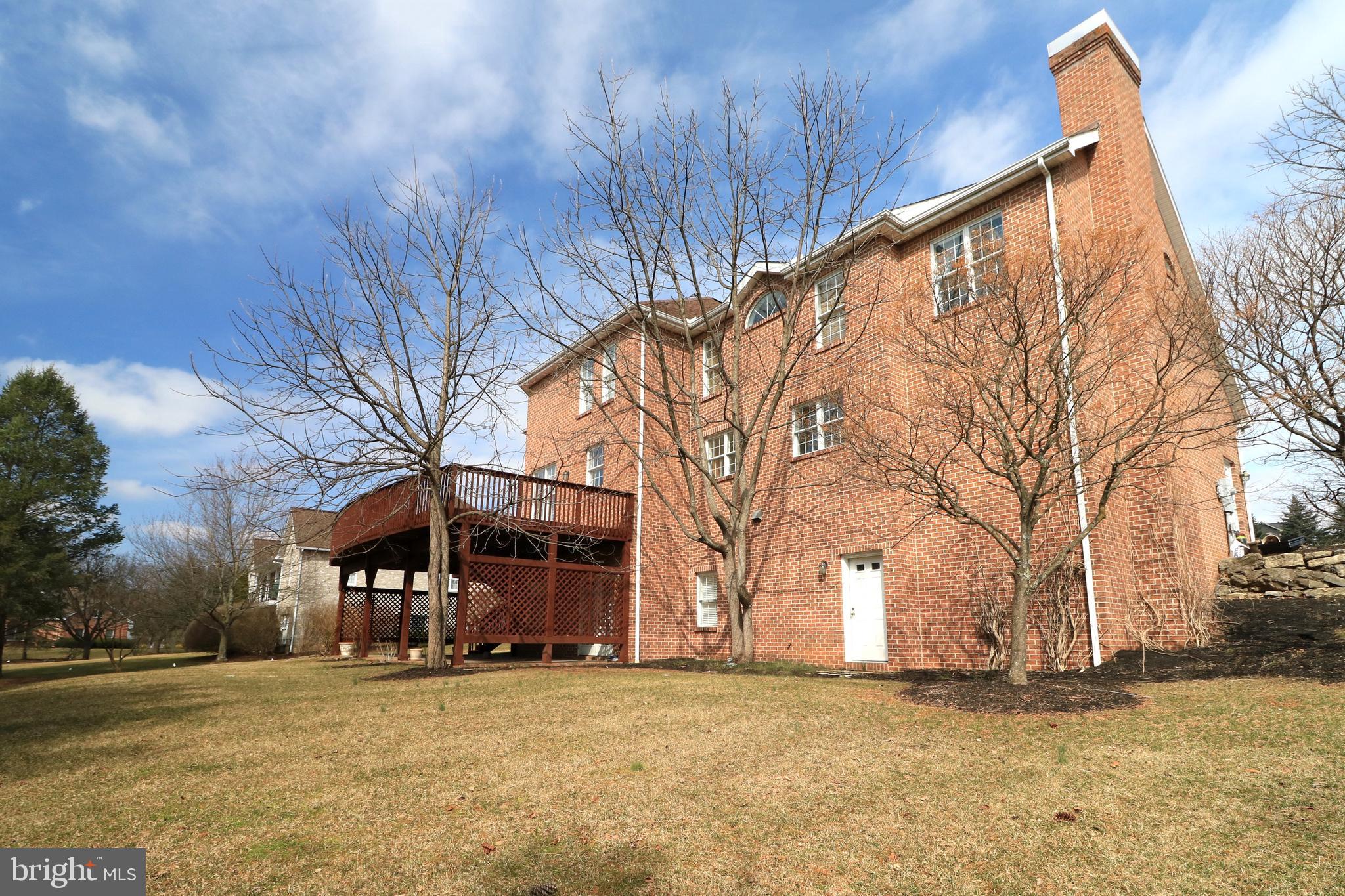 CENTRE HILLS - Residential