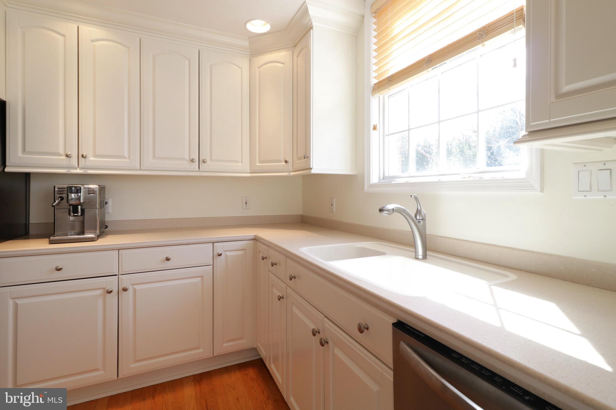 CENTRE HILLS - Residential