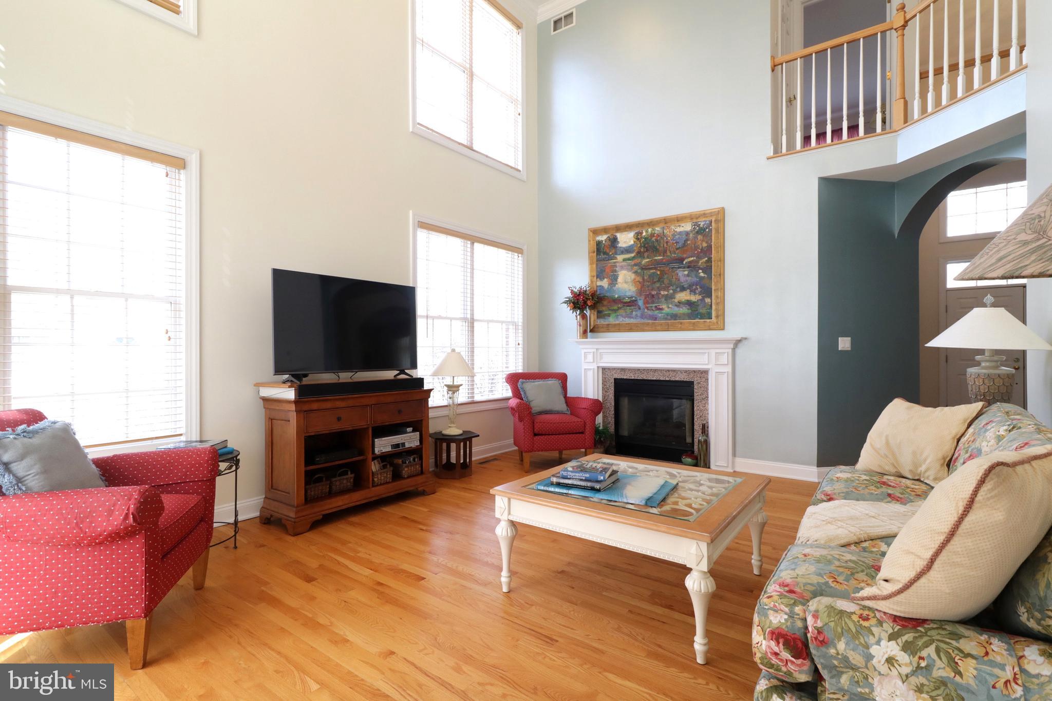 CENTRE HILLS - Residential