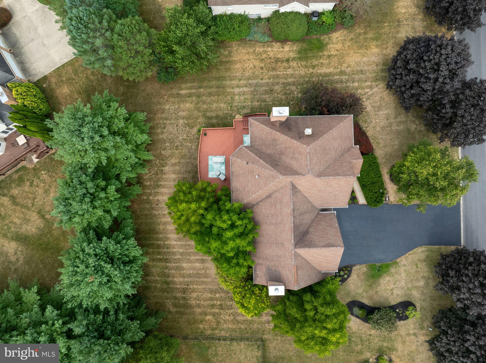 CENTRE HILLS - Residential