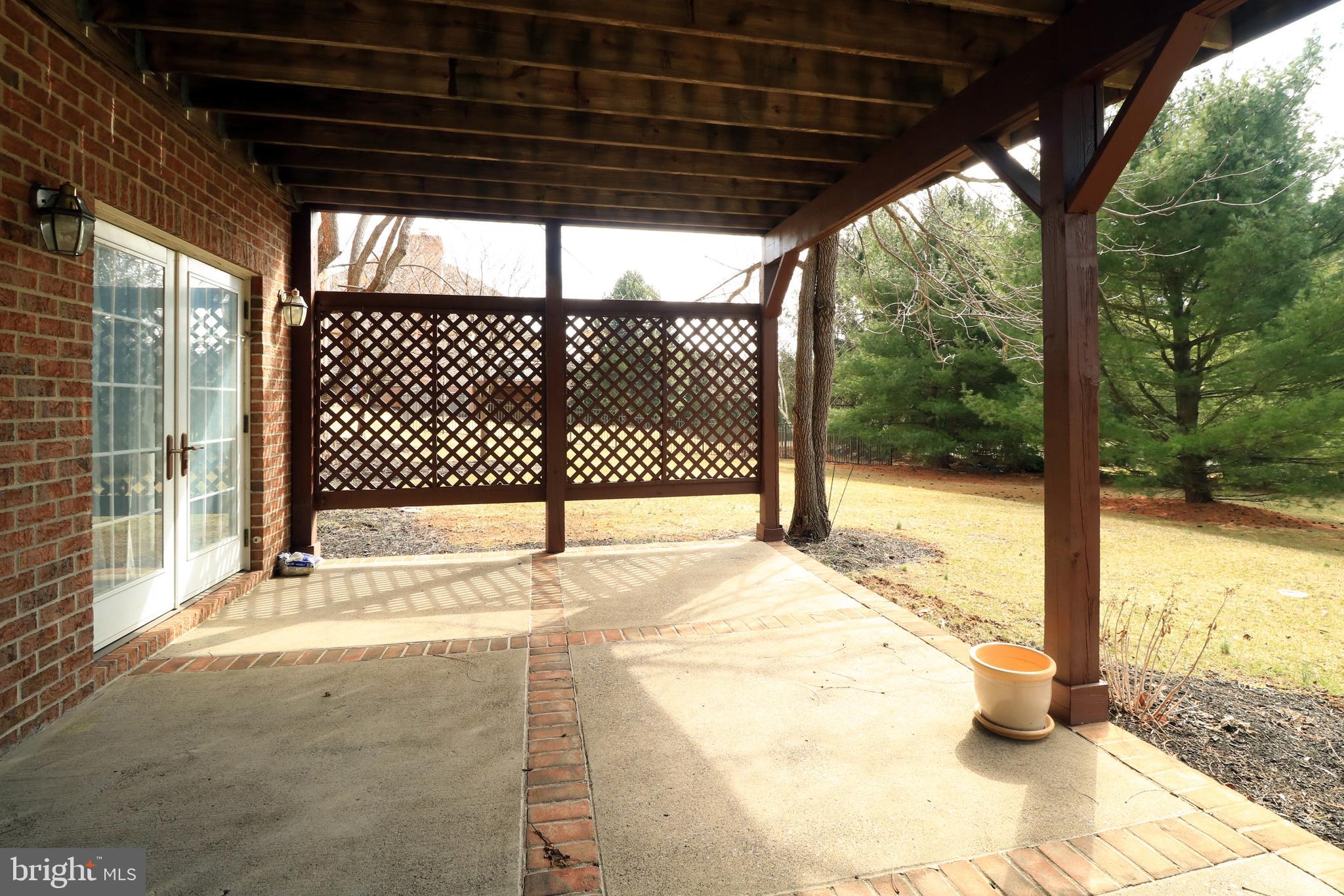 CENTRE HILLS - Residential