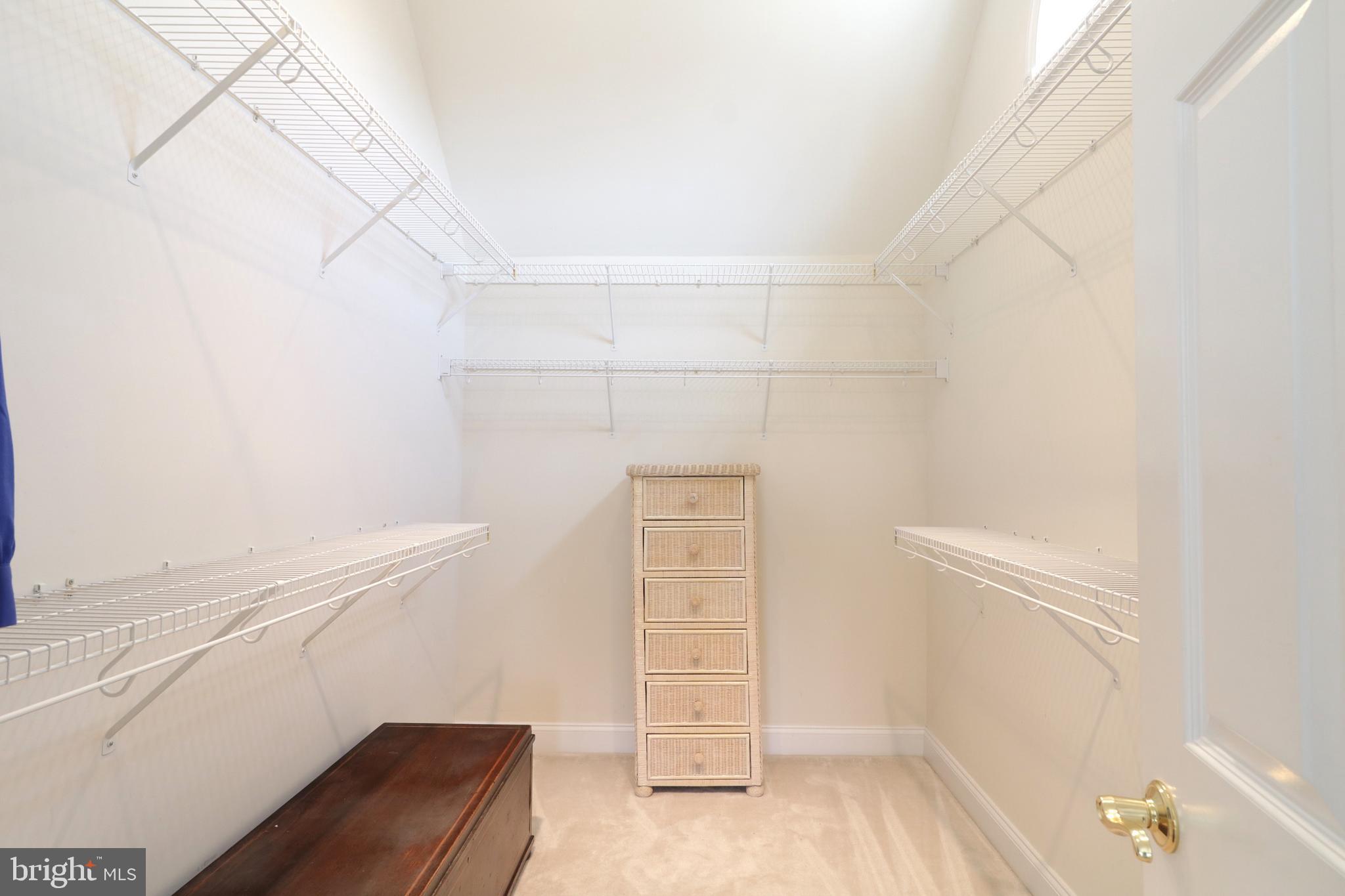 CENTRE HILLS - Residential