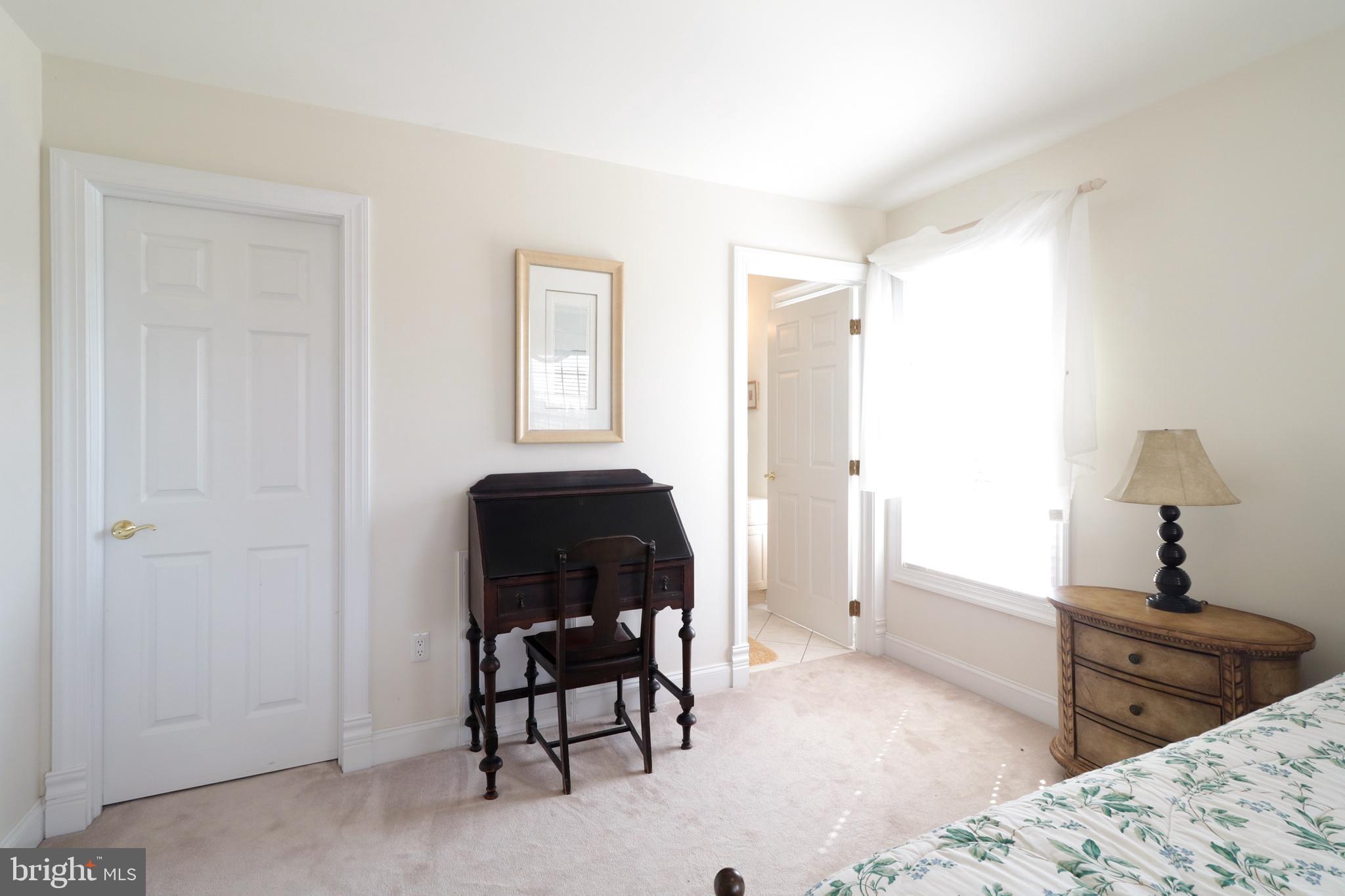 CENTRE HILLS - Residential