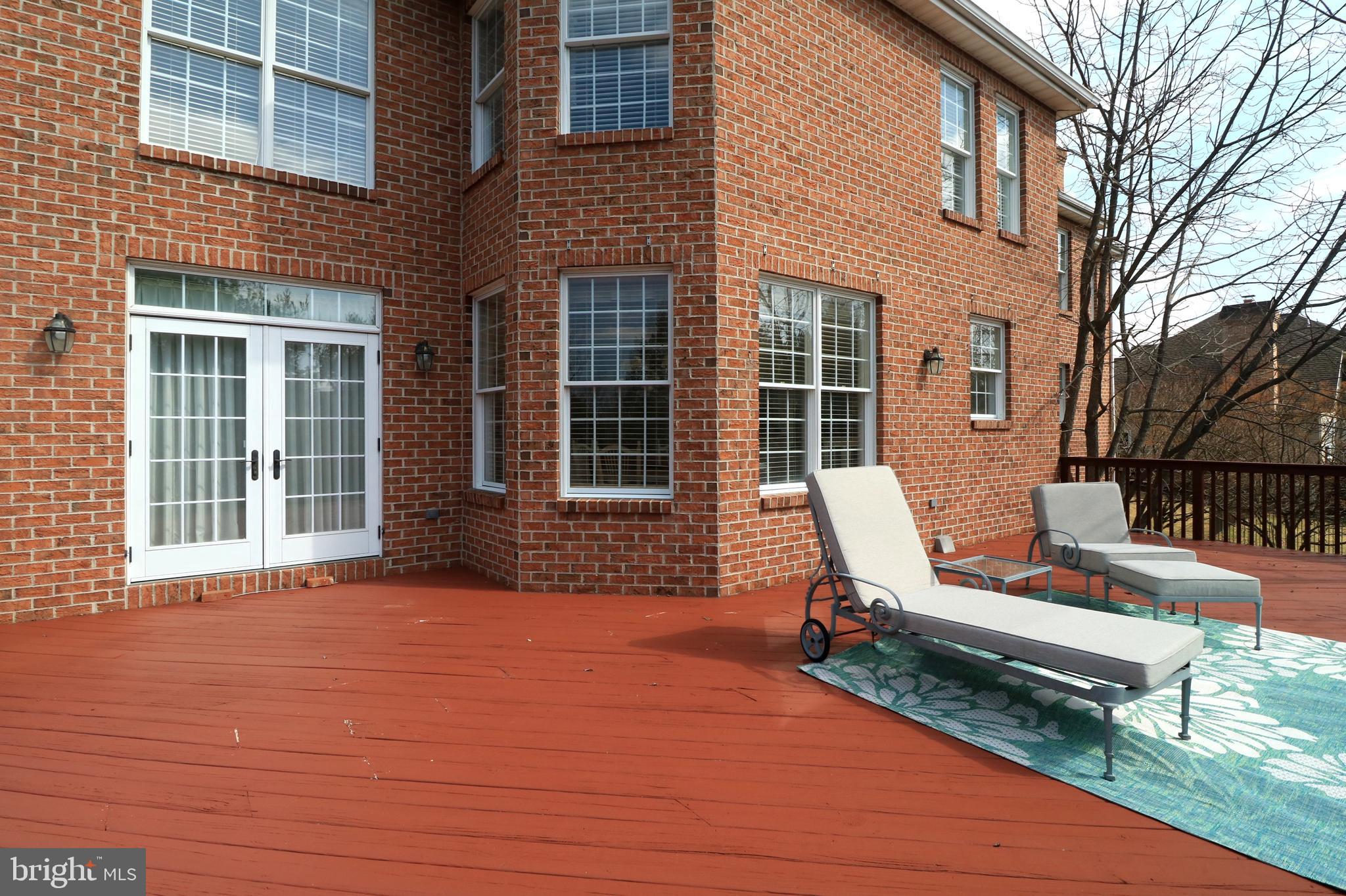 CENTRE HILLS - Residential