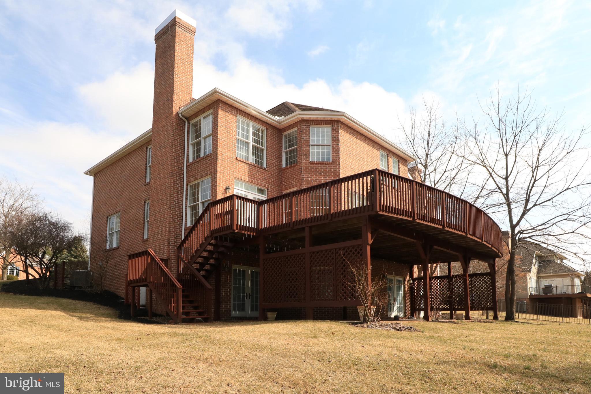 CENTRE HILLS - Residential