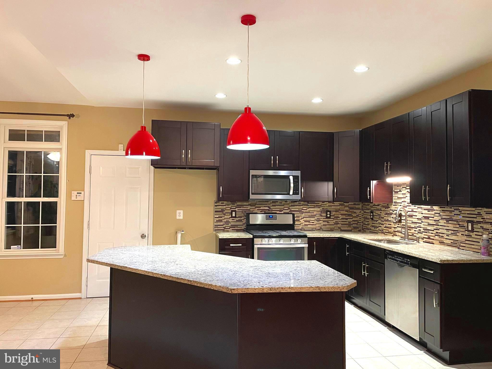 ASHFORD - Residential