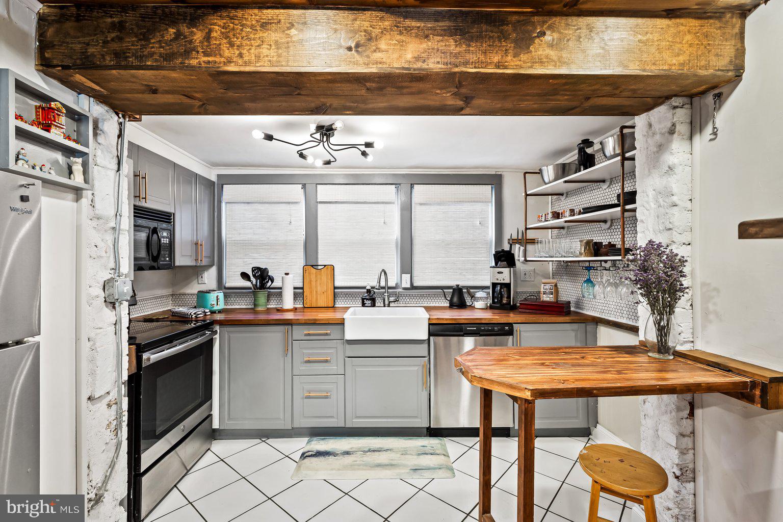 MOUNT VERNON PLACE HISTORIC DISTRICT - Residential