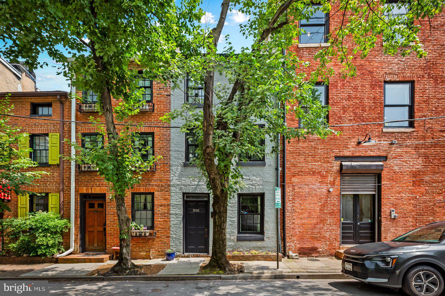 MOUNT VERNON PLACE HISTORIC DISTRICT - Residential