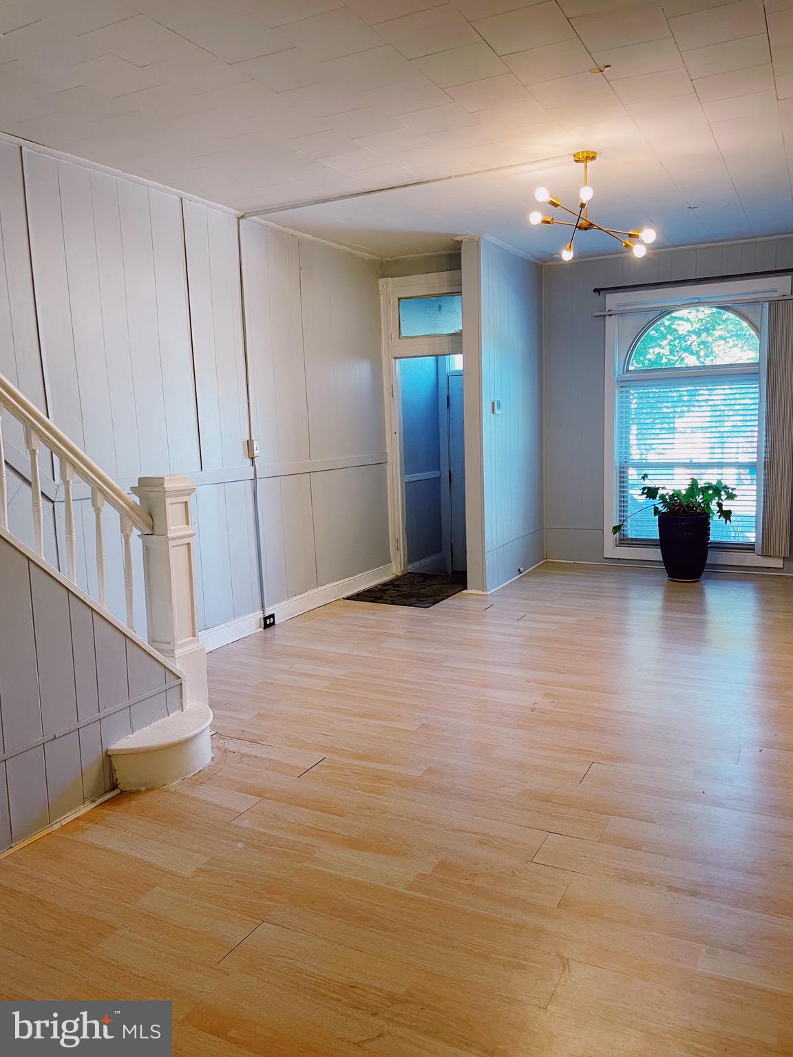 MILTON-MONTFORD - Residential