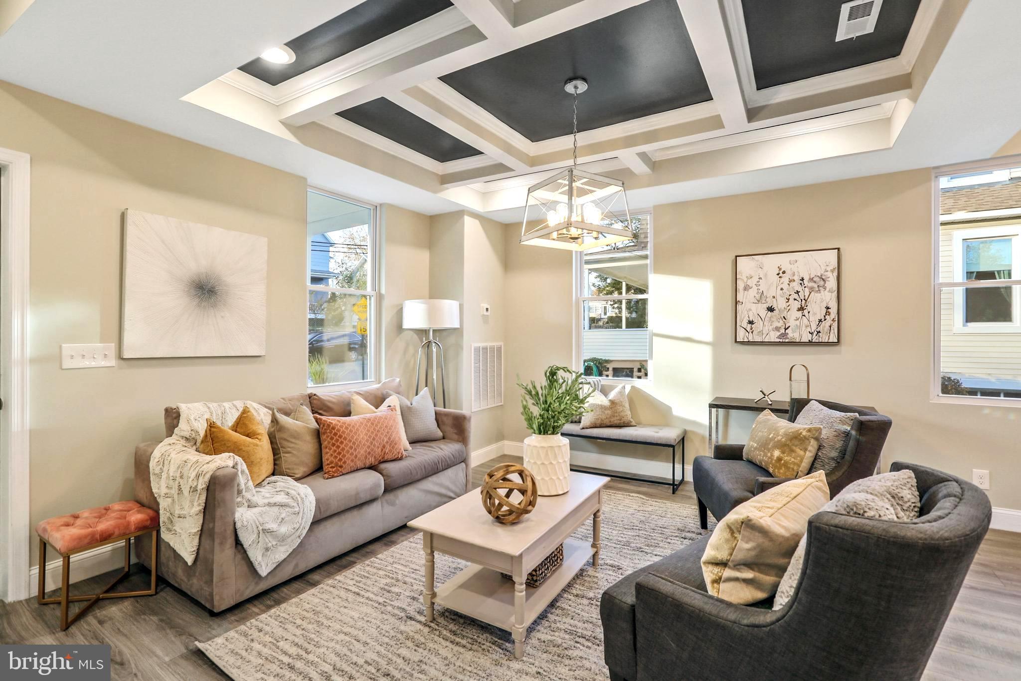 LAURAVILLE HISTORIC DISTRICT - Residential