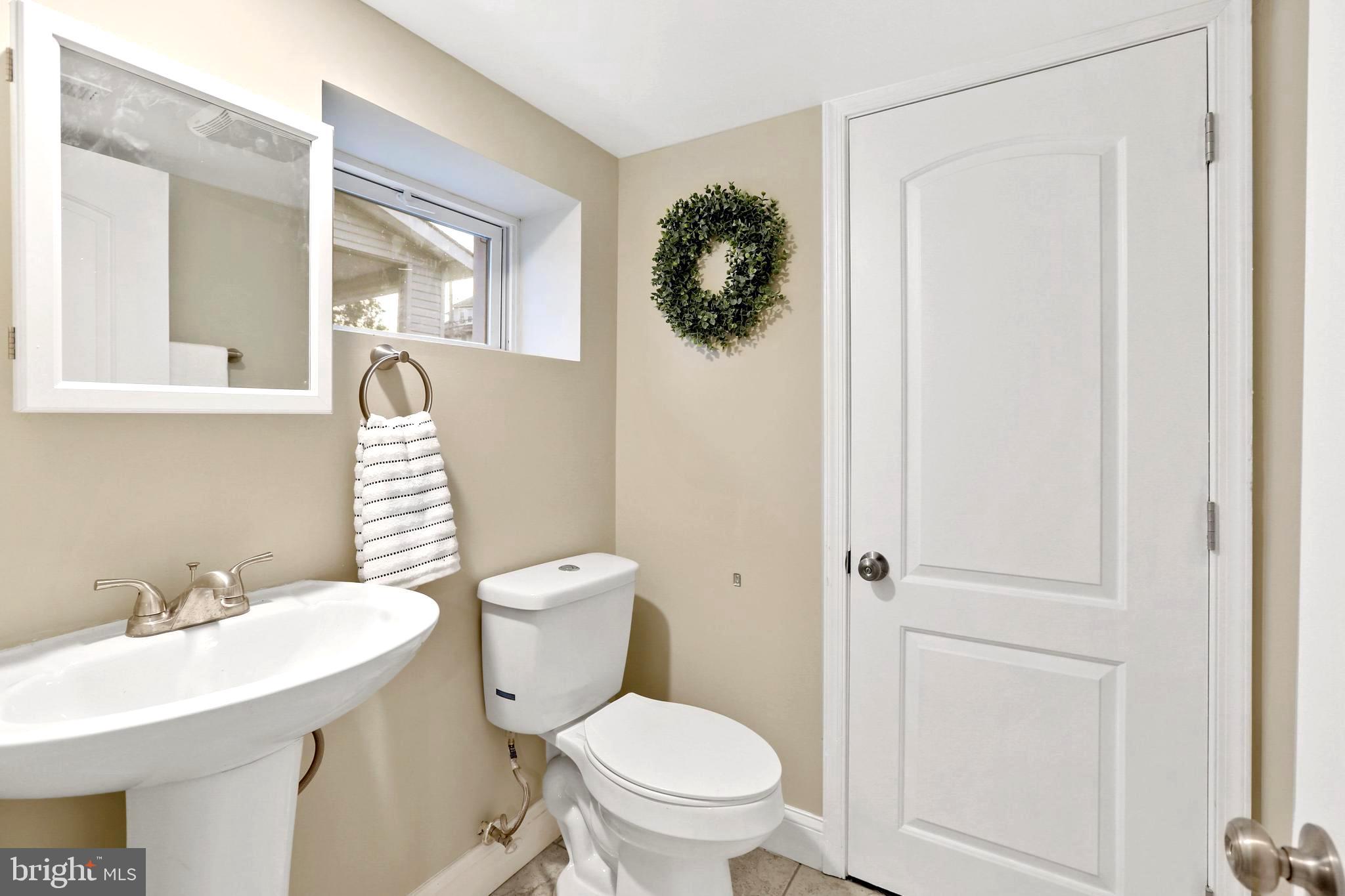 LAURAVILLE HISTORIC DISTRICT - Residential