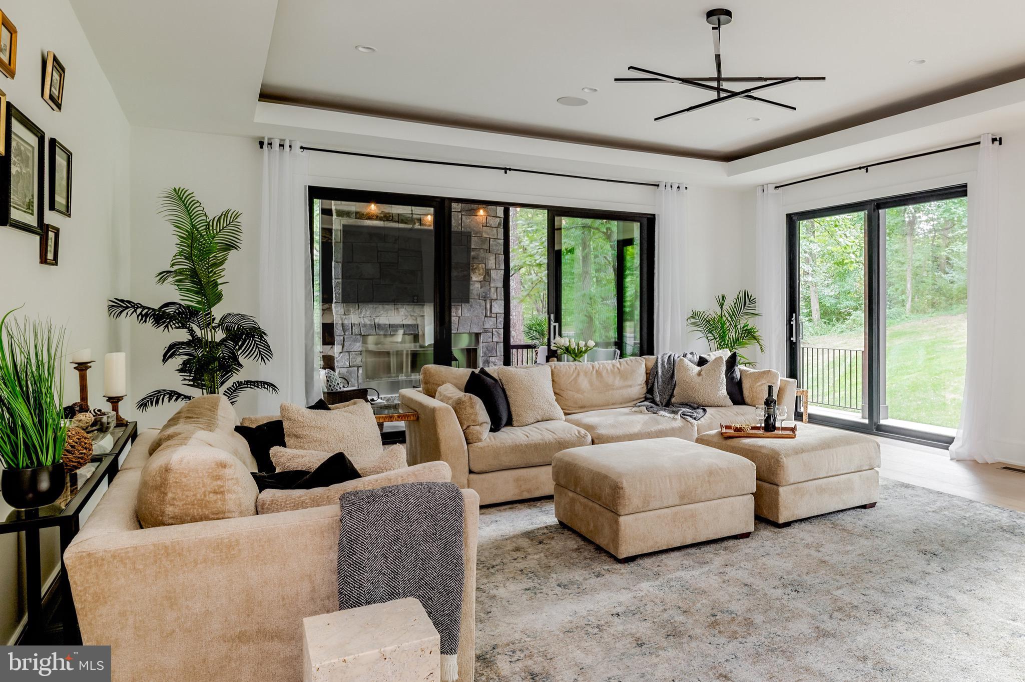 HANSBOROUGH - Residential