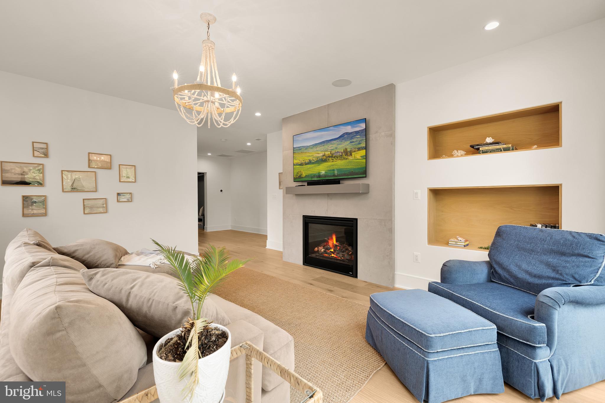 HANSBOROUGH - Residential