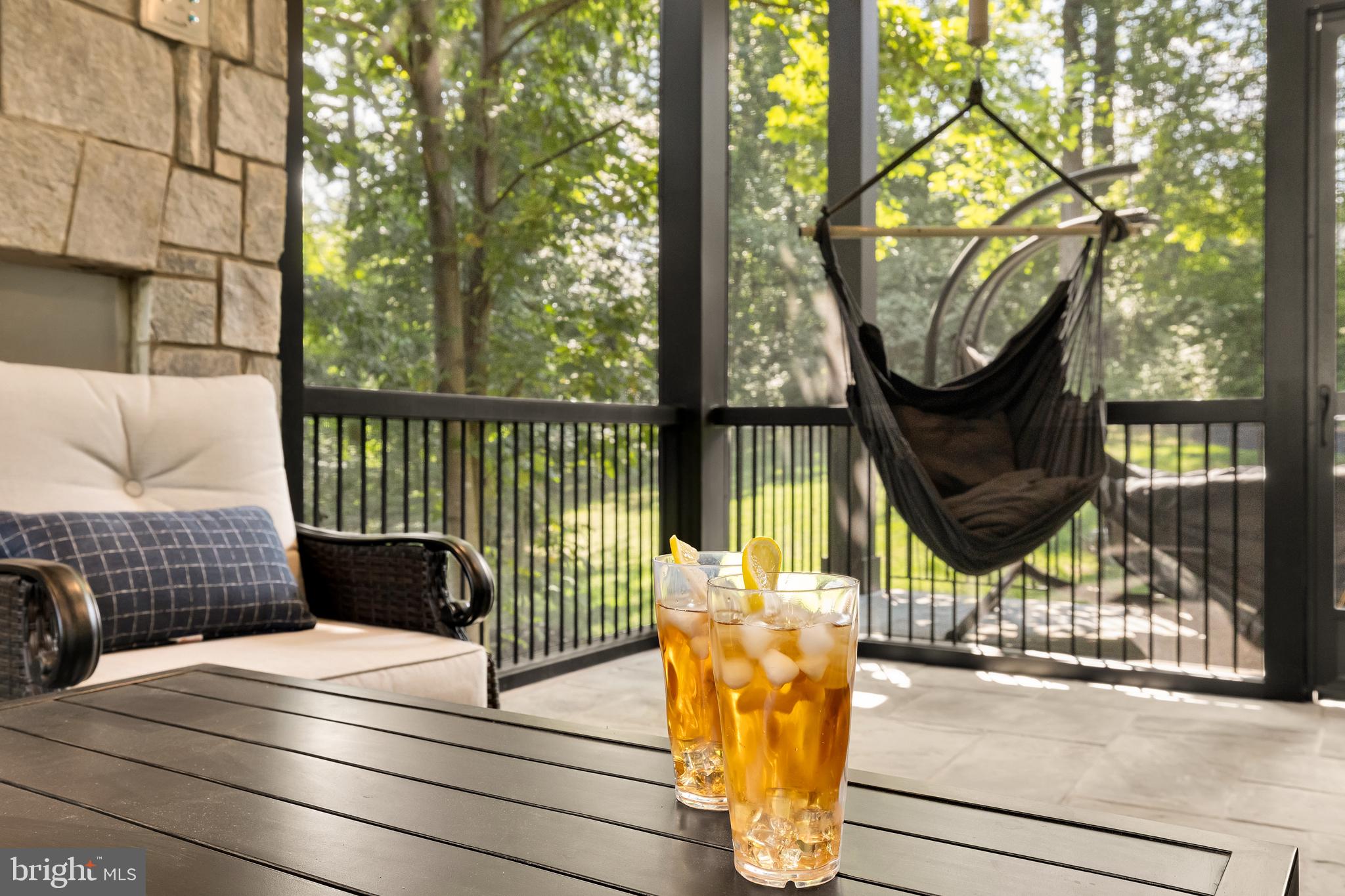 HANSBOROUGH - Residential