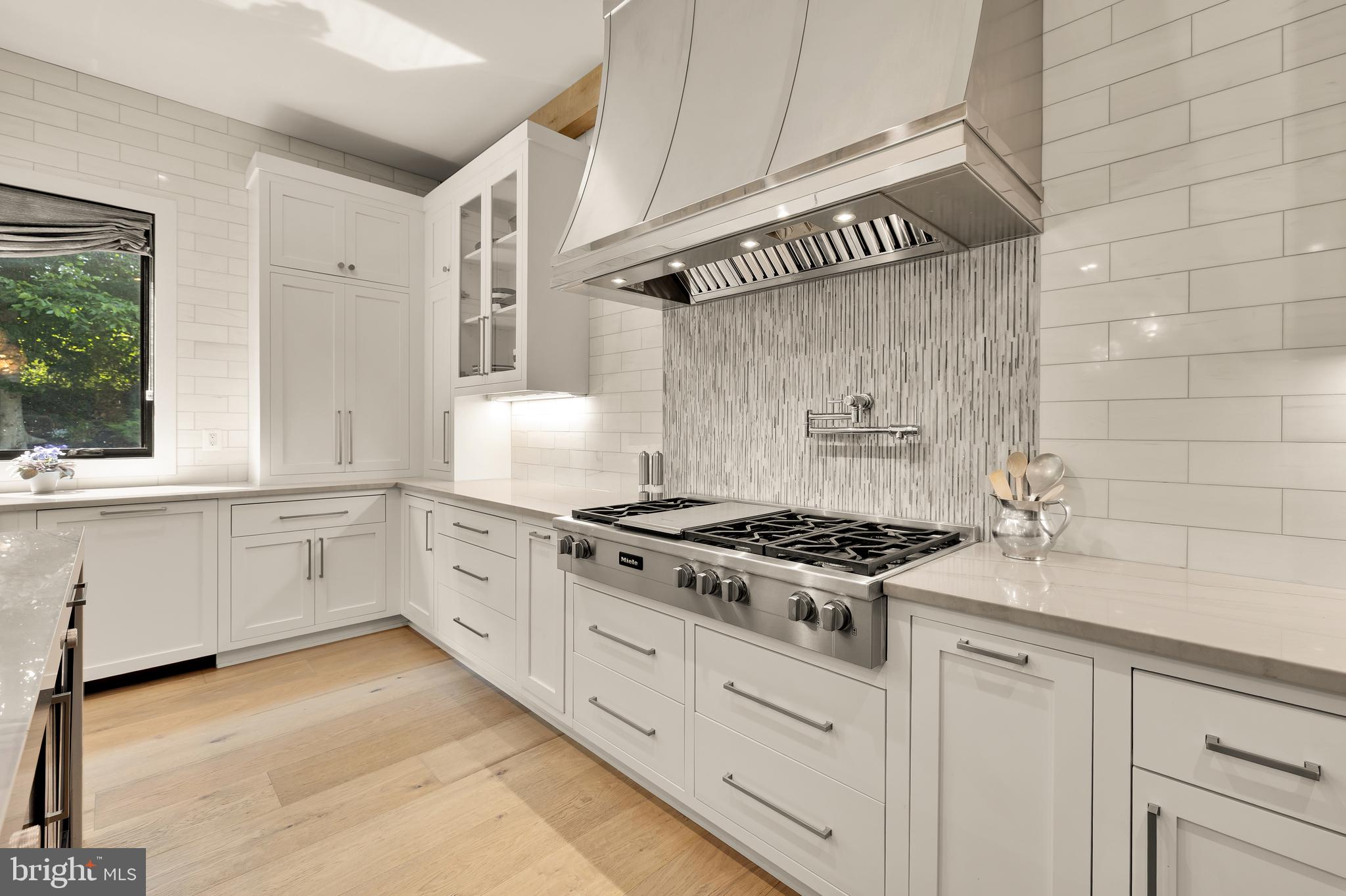 HANSBOROUGH - Residential