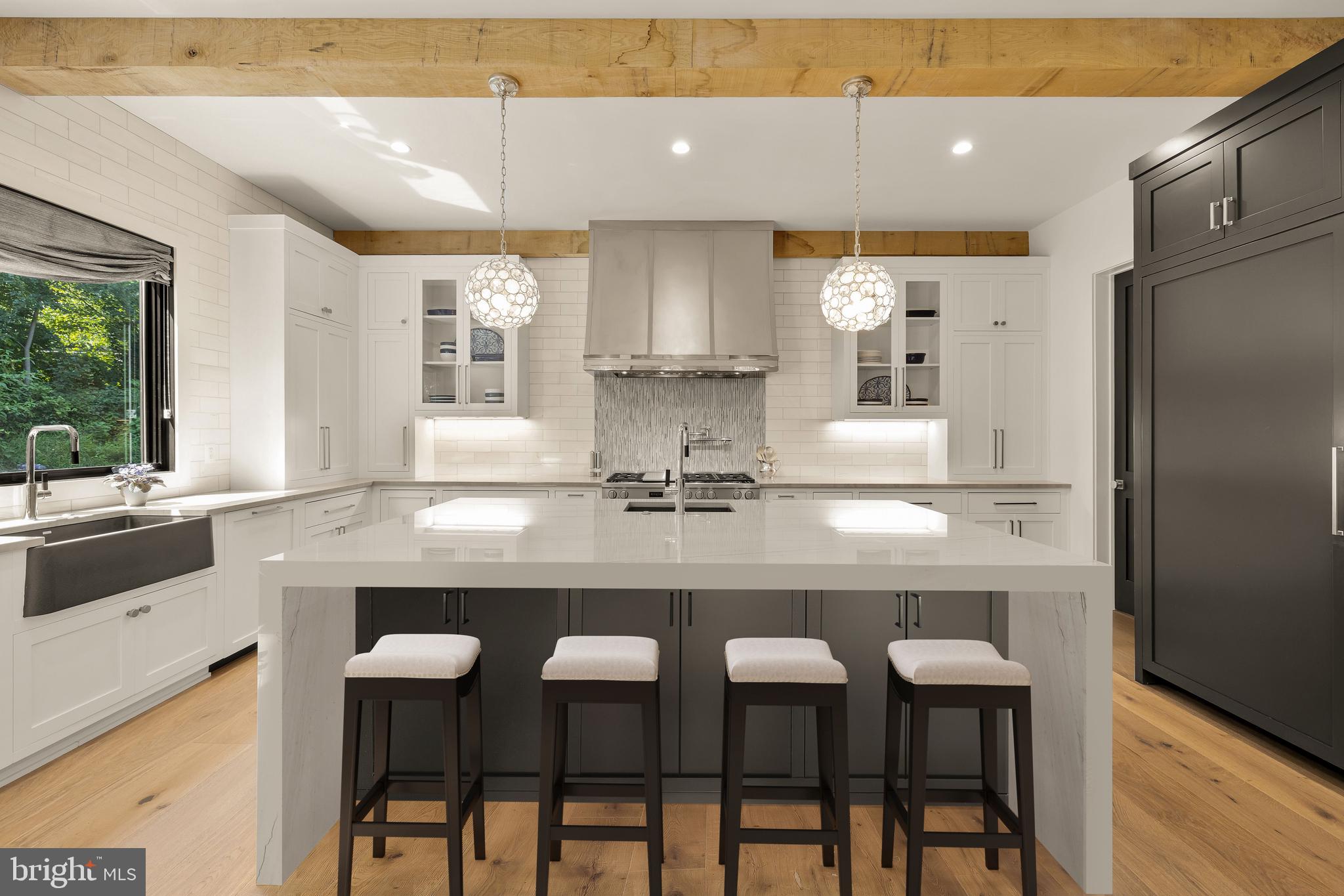 HANSBOROUGH - Residential