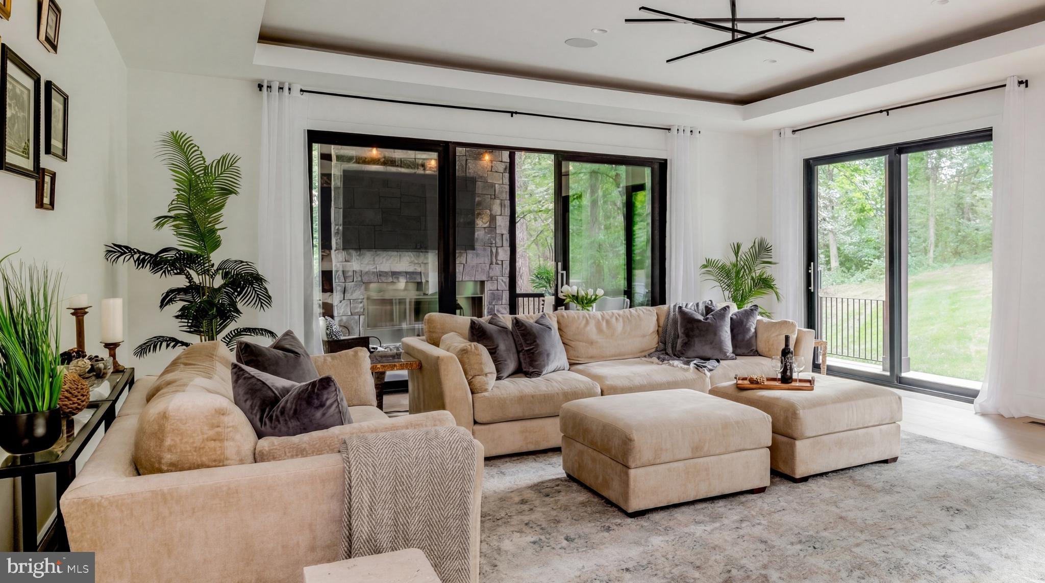 HANSBOROUGH - Residential