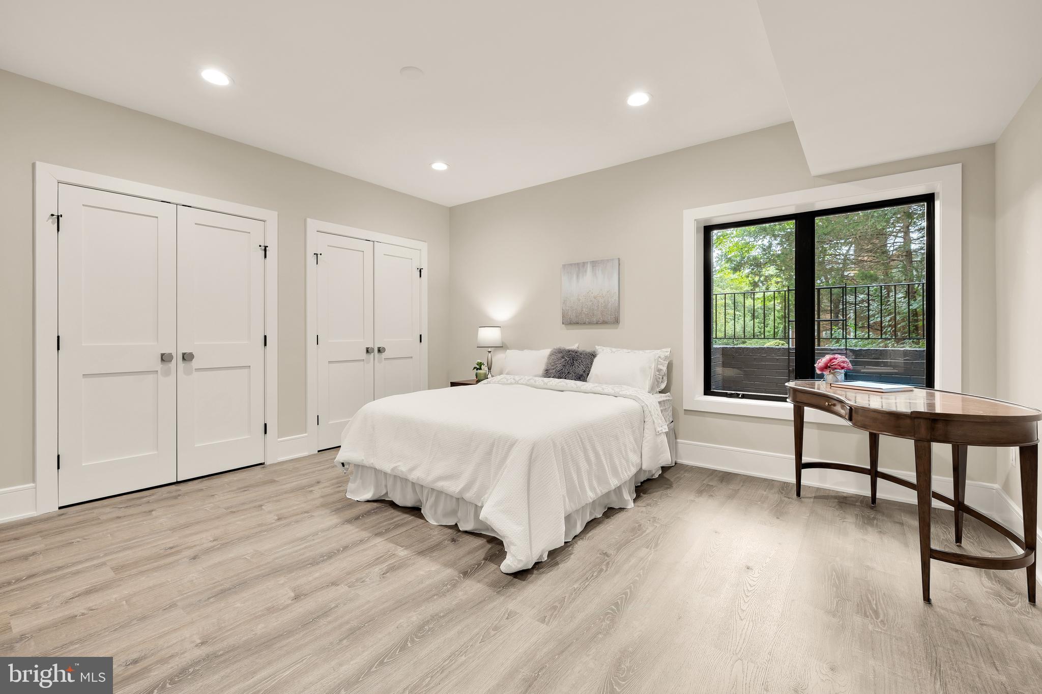 HANSBOROUGH - Residential