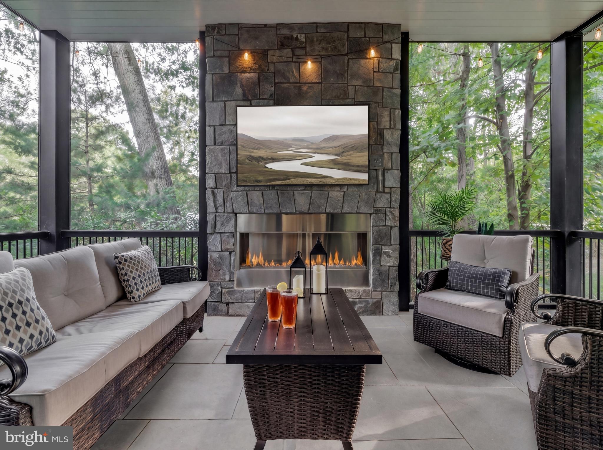 HANSBOROUGH - Residential