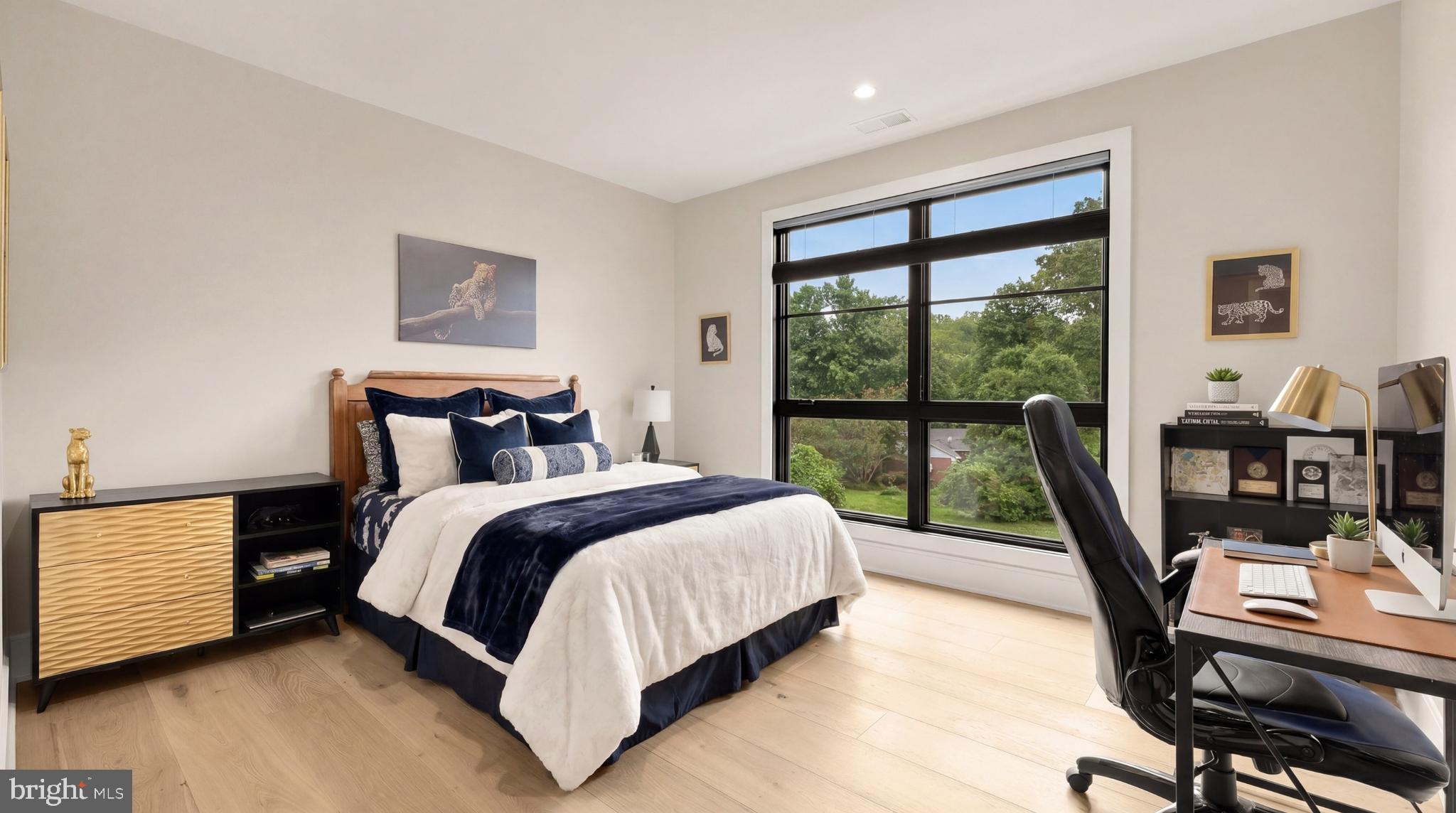 HANSBOROUGH - Residential