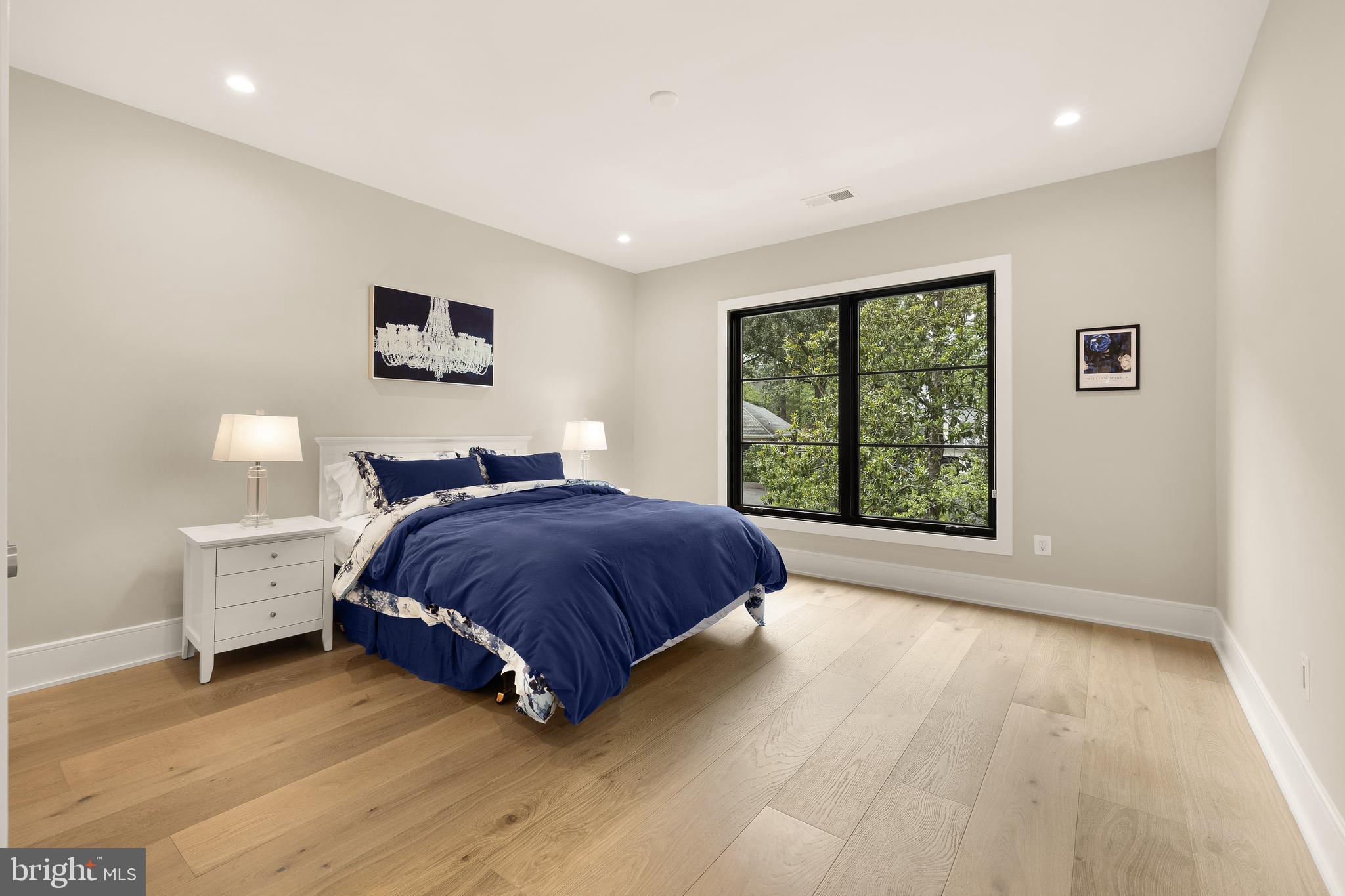 HANSBOROUGH - Residential