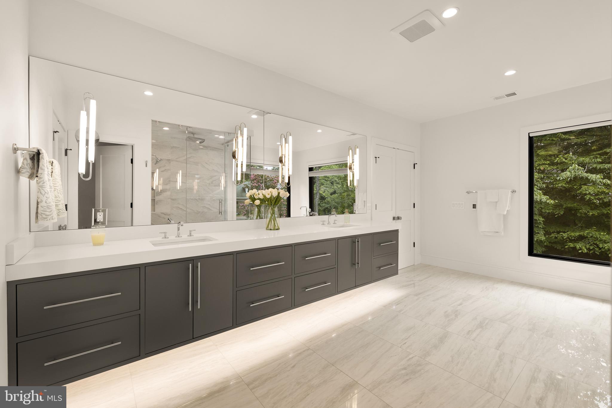 HANSBOROUGH - Residential