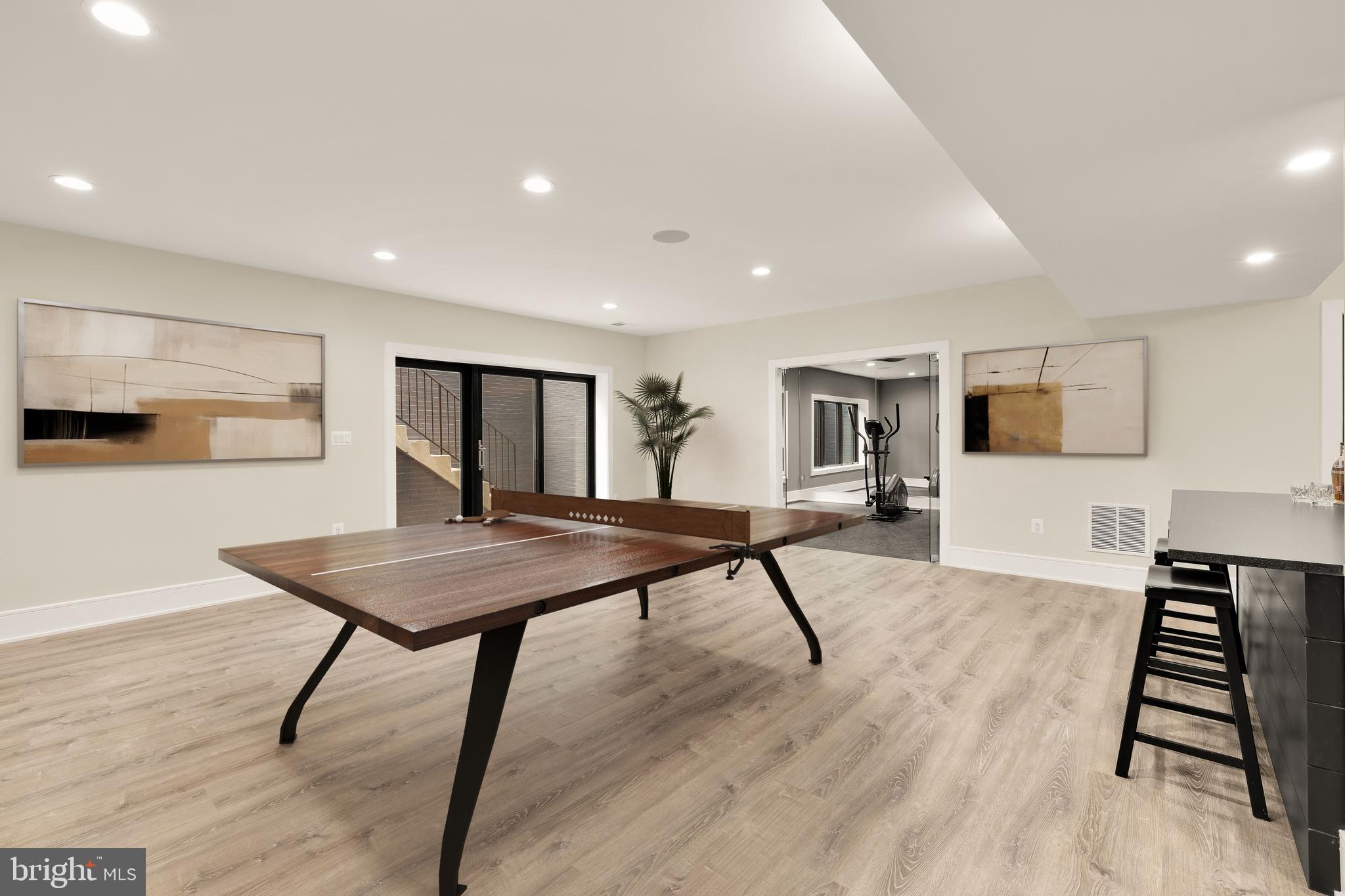 HANSBOROUGH - Residential