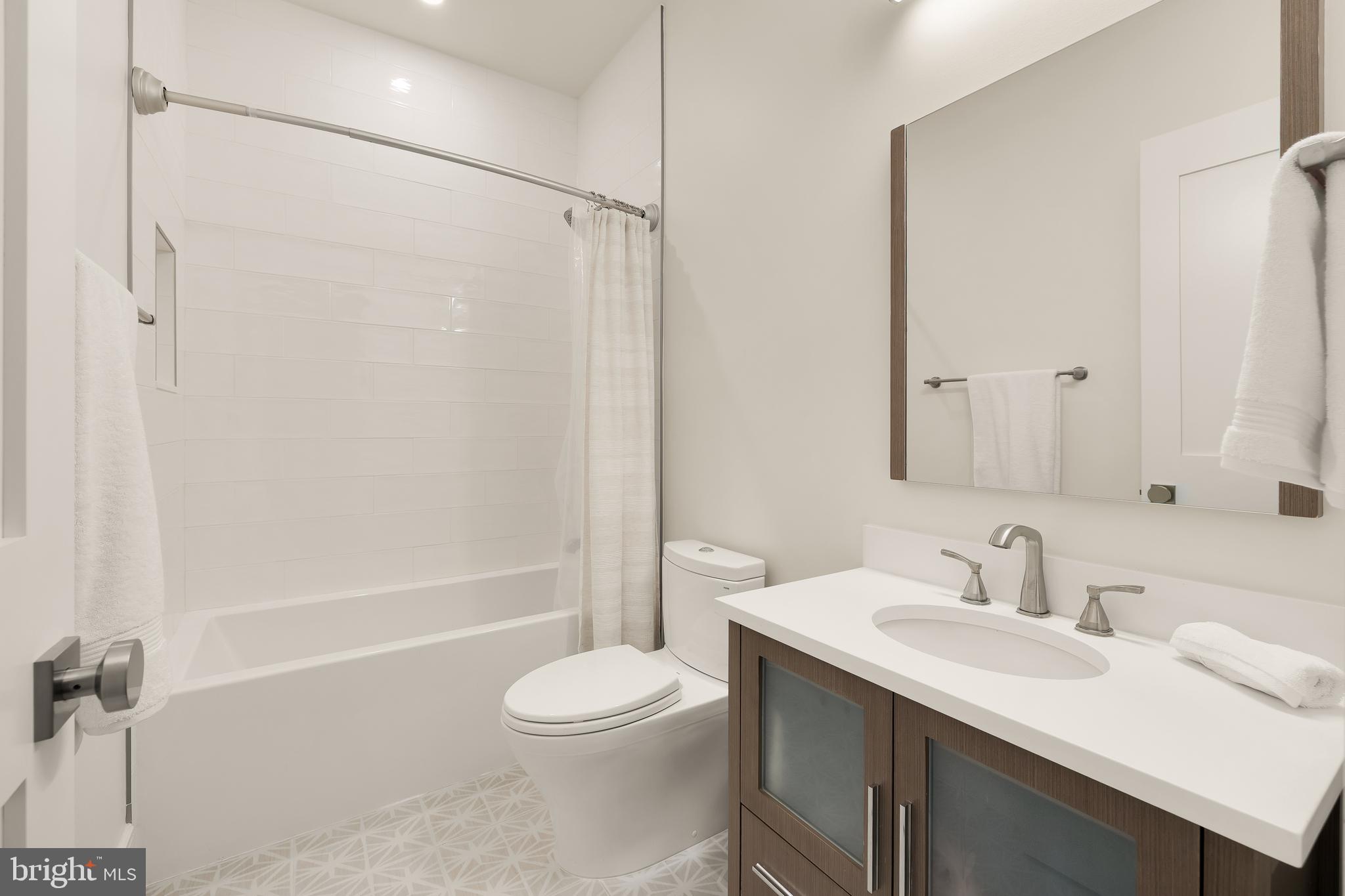 HANSBOROUGH - Residential