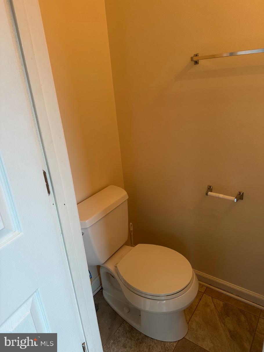 CARLISLE HEIGHTS - Residential Lease